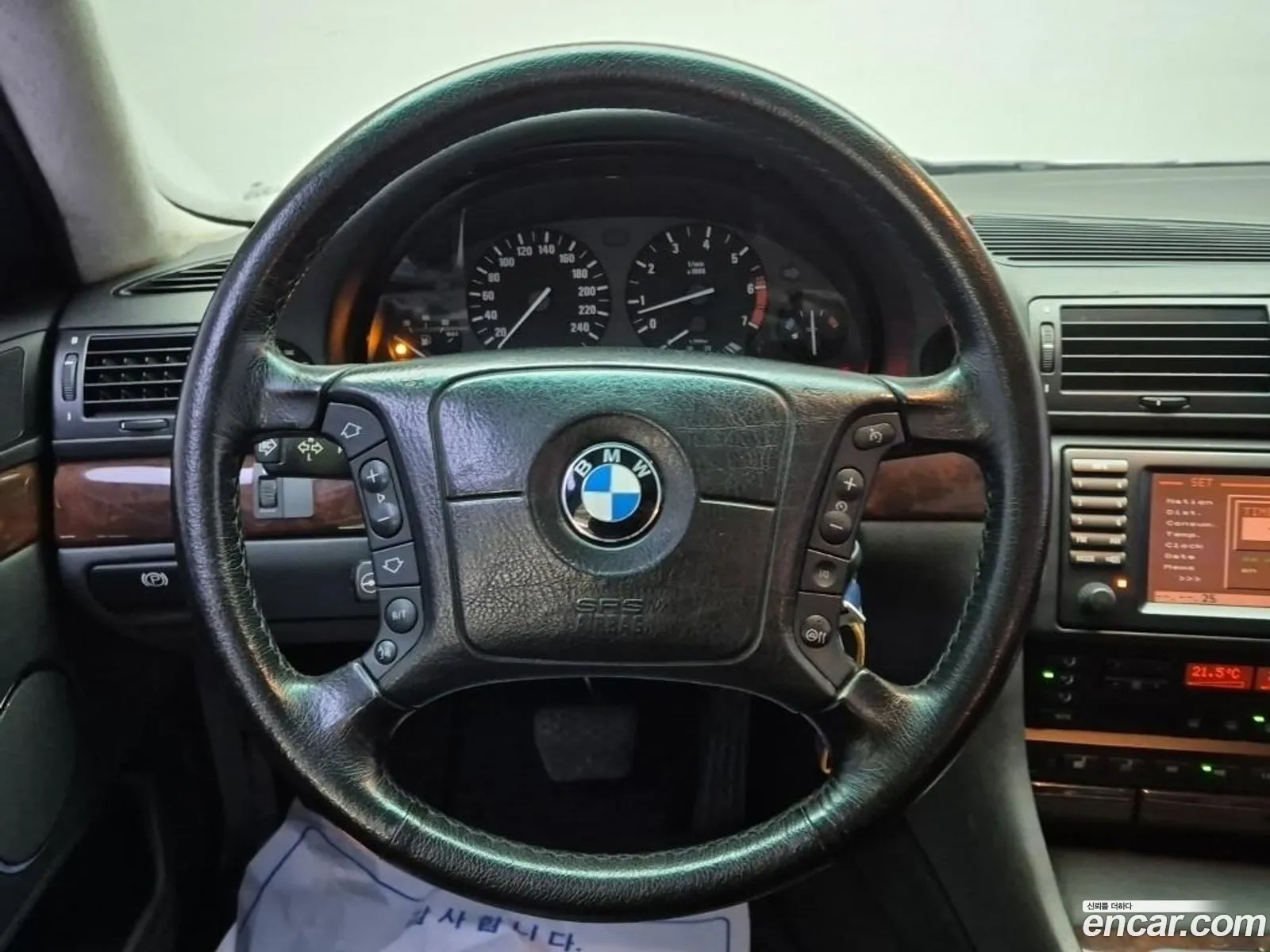 BMW 7 Series 2001 — 16