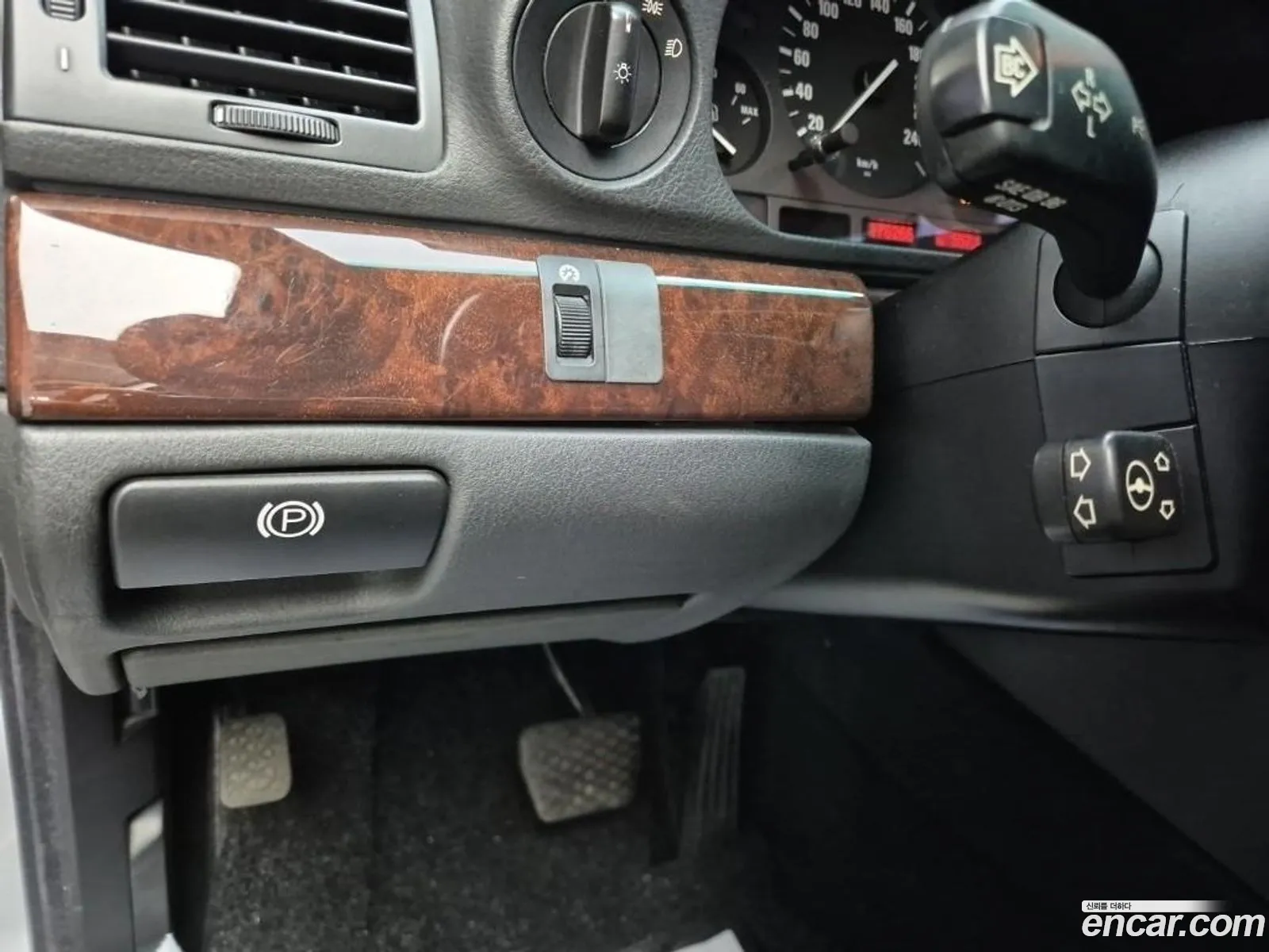BMW 7 Series 2001 — 13