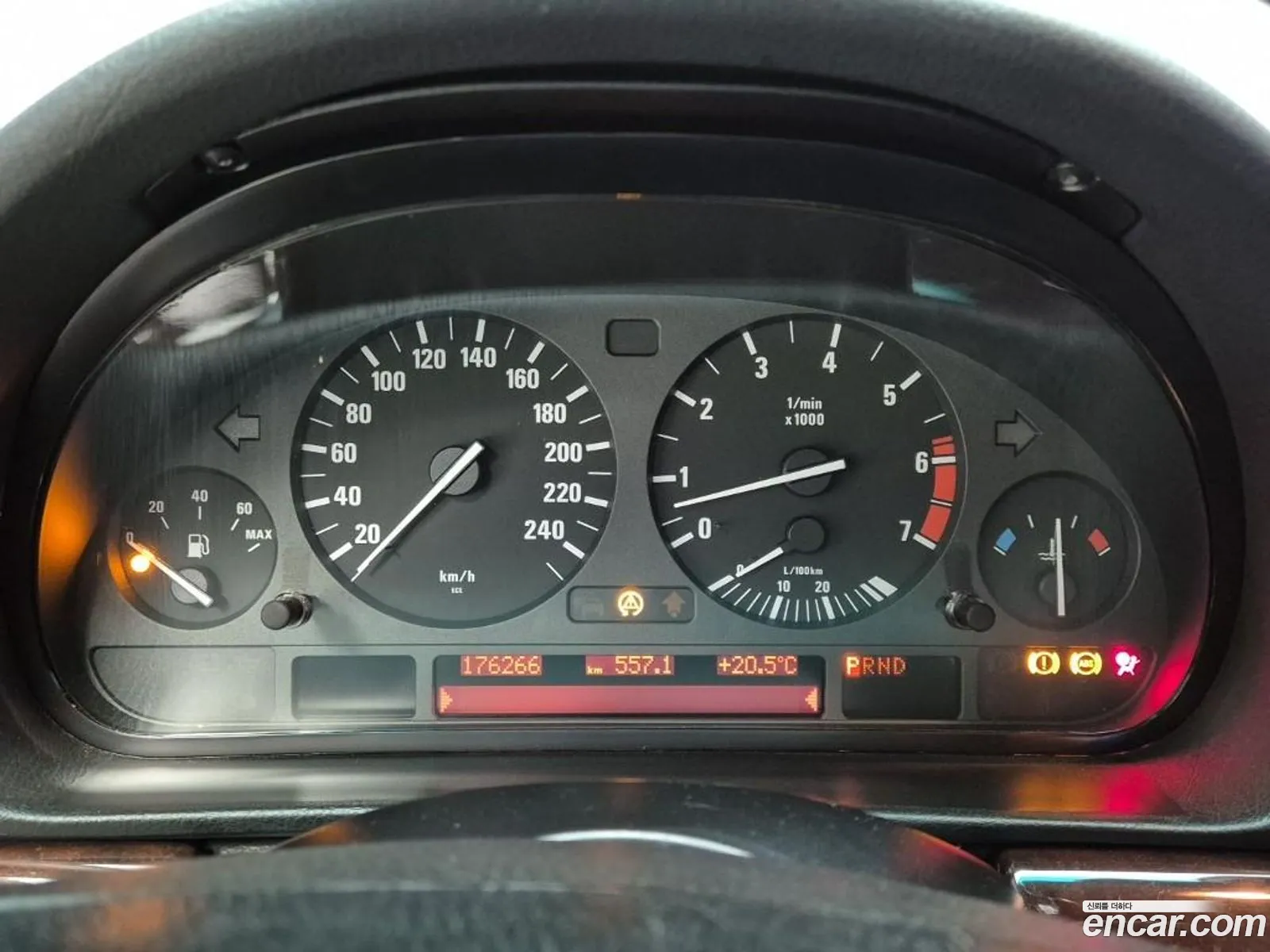 BMW 7 Series 2001 — 8