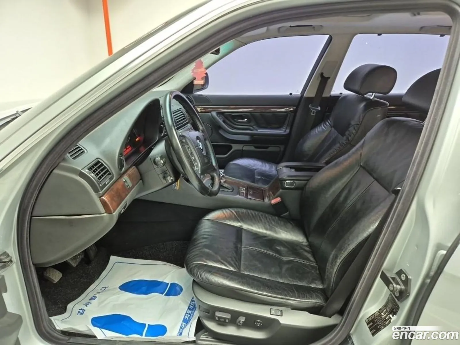 BMW 7 Series 2001 — 18