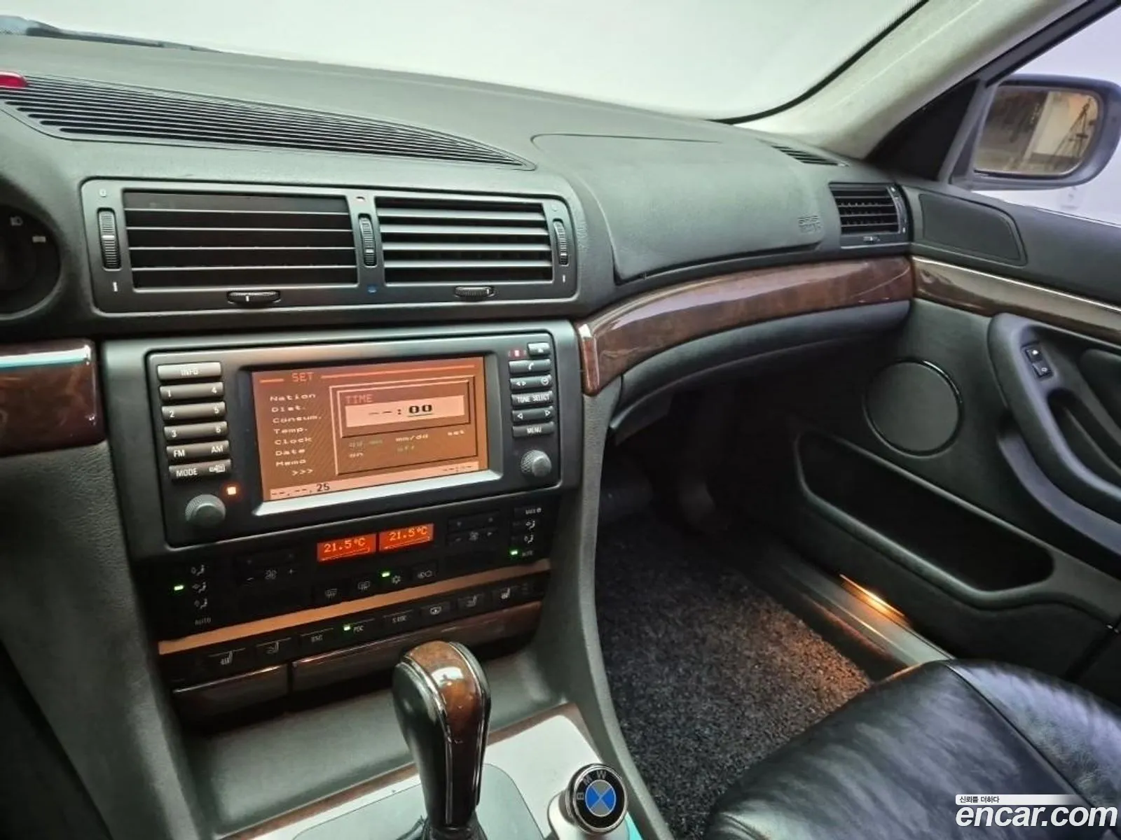 BMW 7 Series 2001 — 17