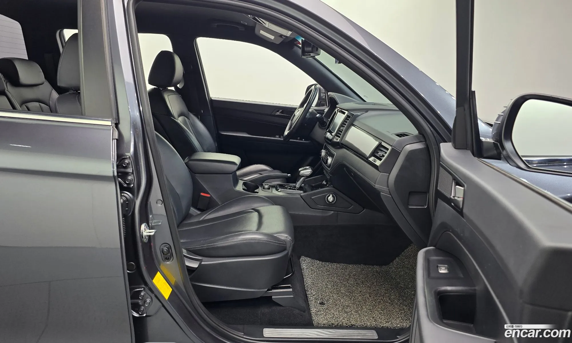KG Mobility (SsangYong) Rexton Sports Khan 2020 — 16