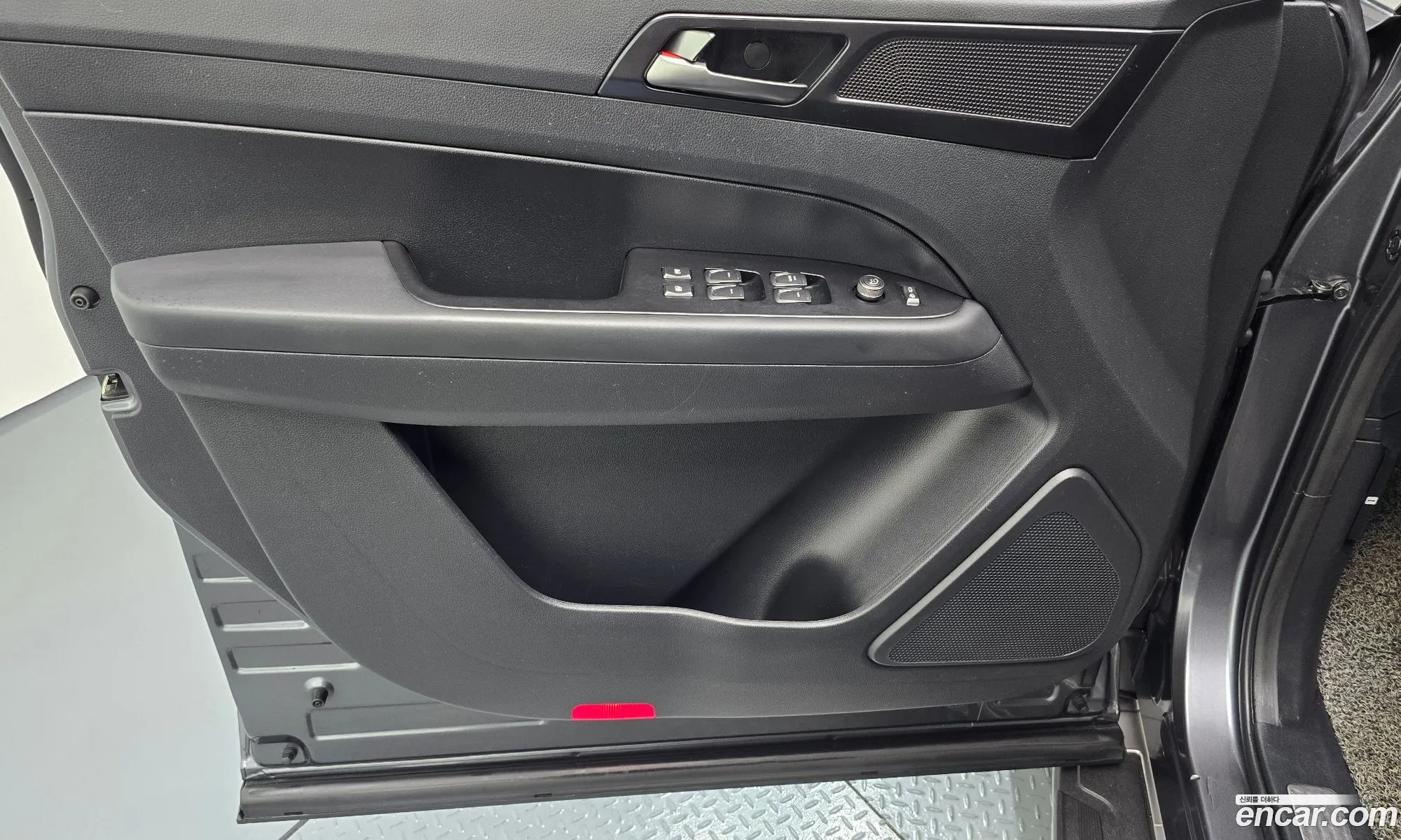 KG Mobility (SsangYong) Rexton Sports Khan 2020 — 13