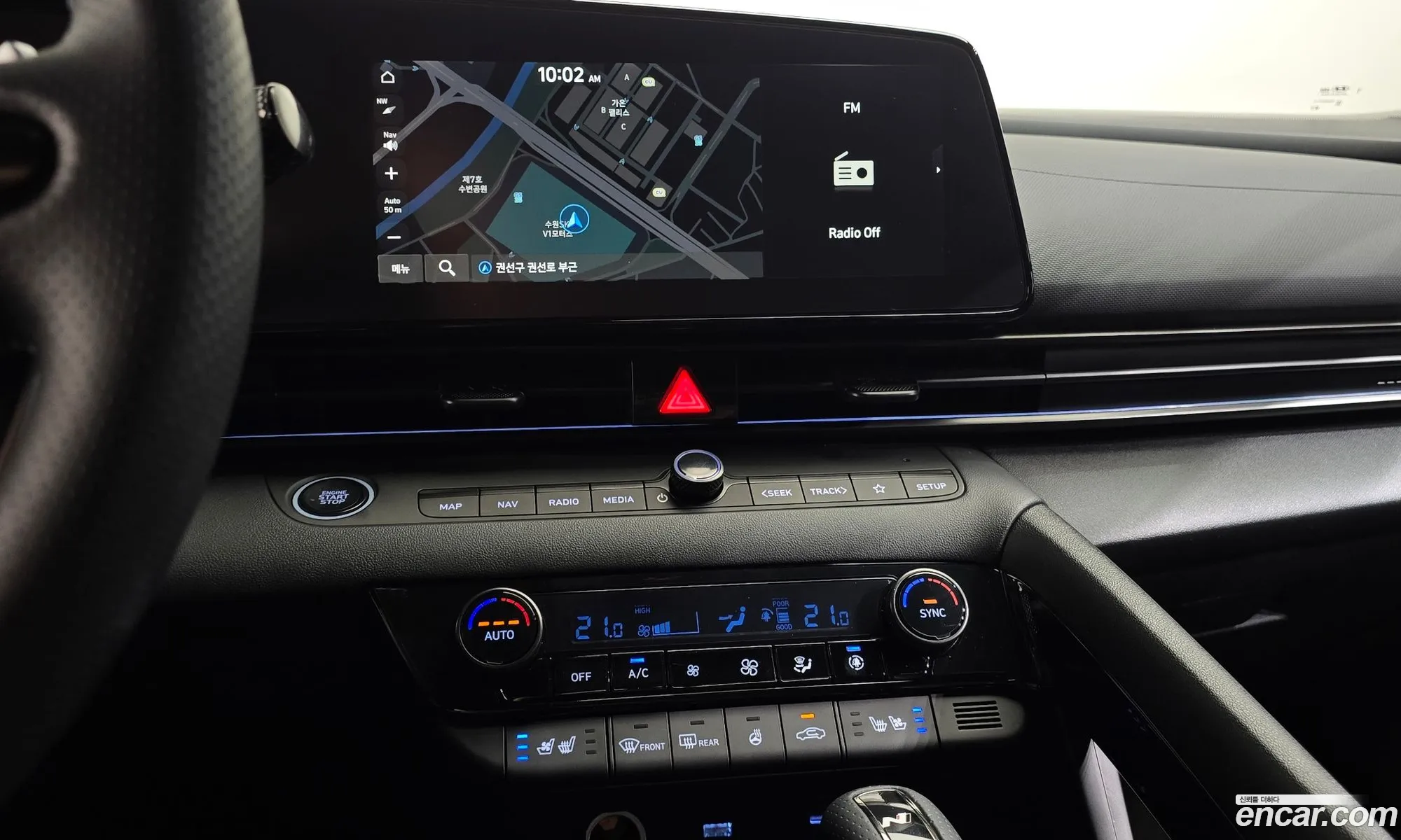 Hyundai Elantra 2025 — 17