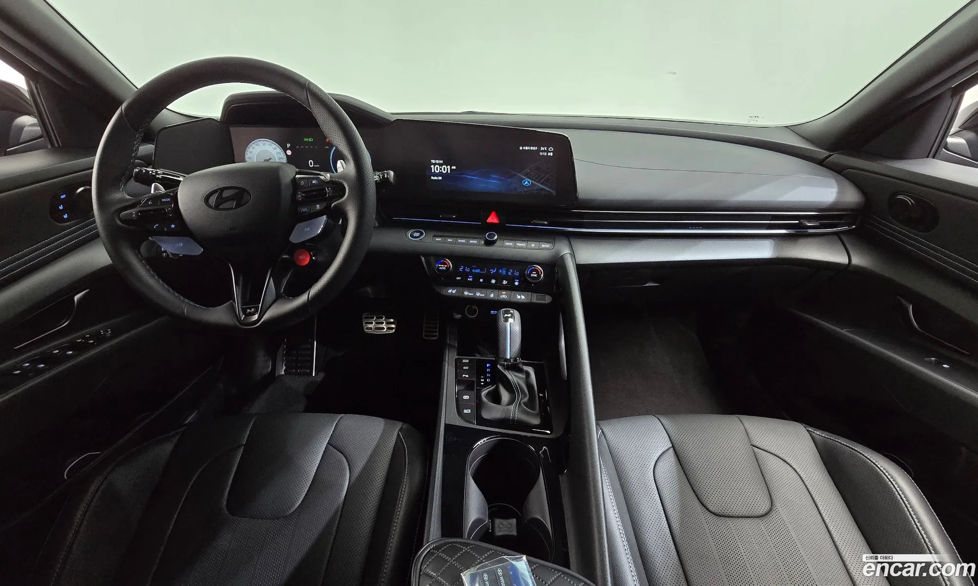 Hyundai Elantra 2025 — 11