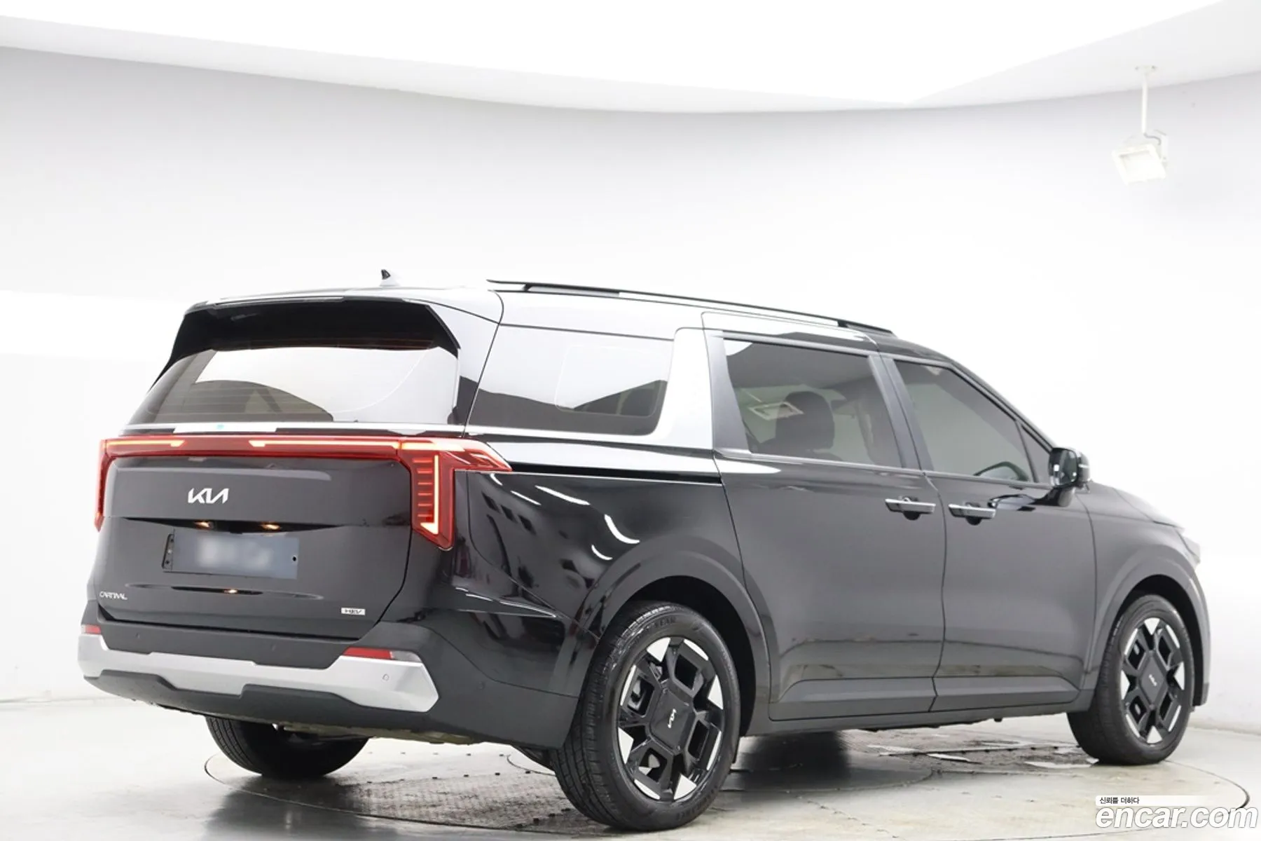 Kia Carnival 2025 — 2