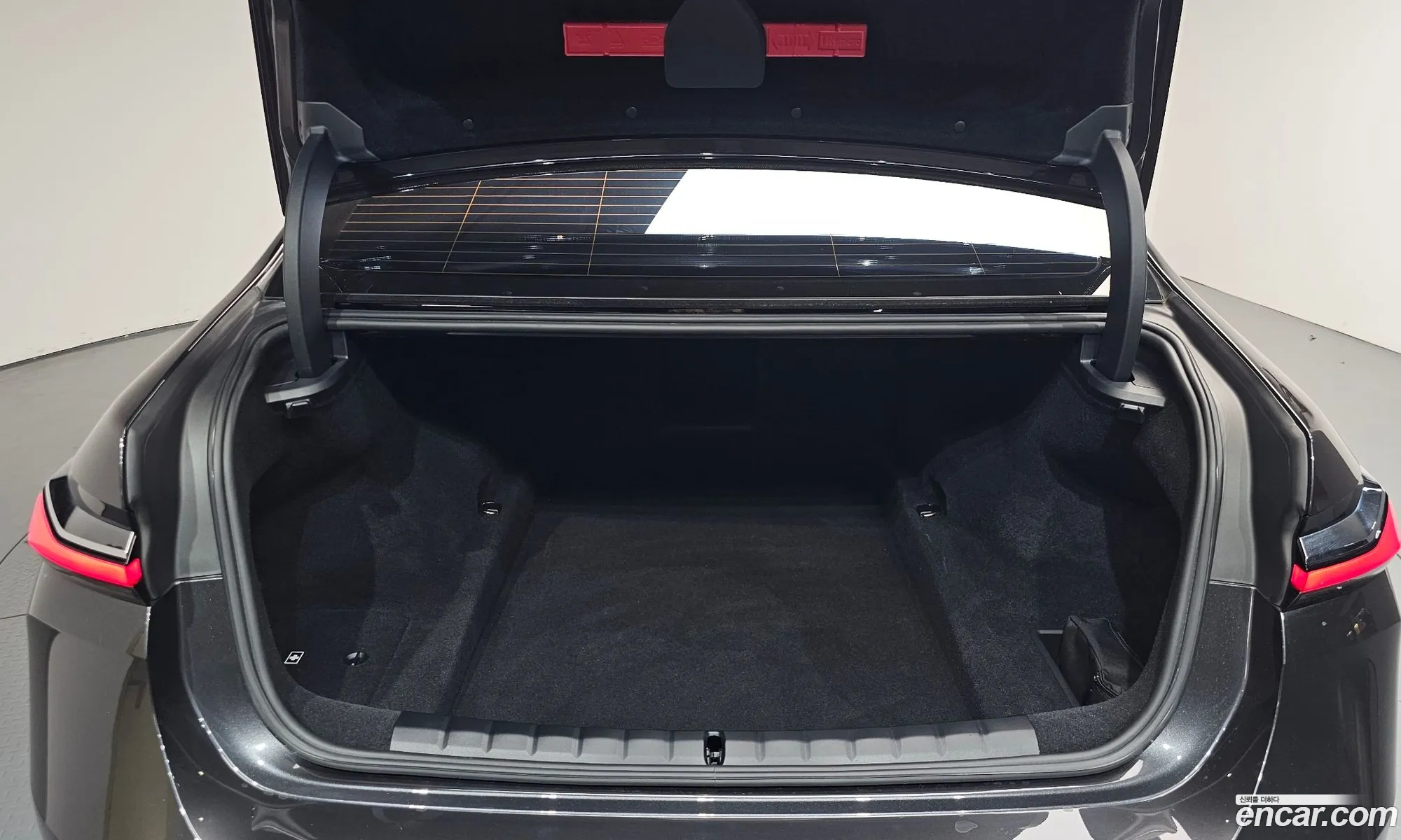 BMW 7 Series 2023 — 30