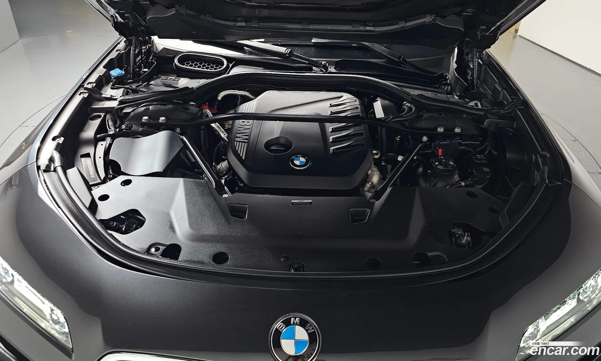 BMW 7 Series 2023 — 32