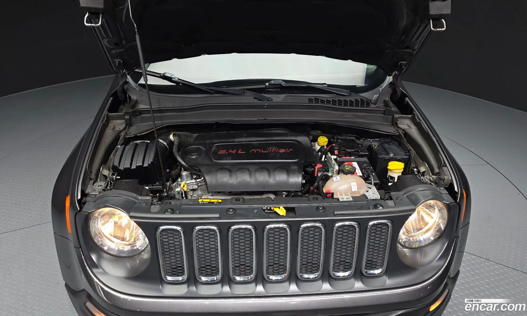 Jeep Renegade 2017 — 19