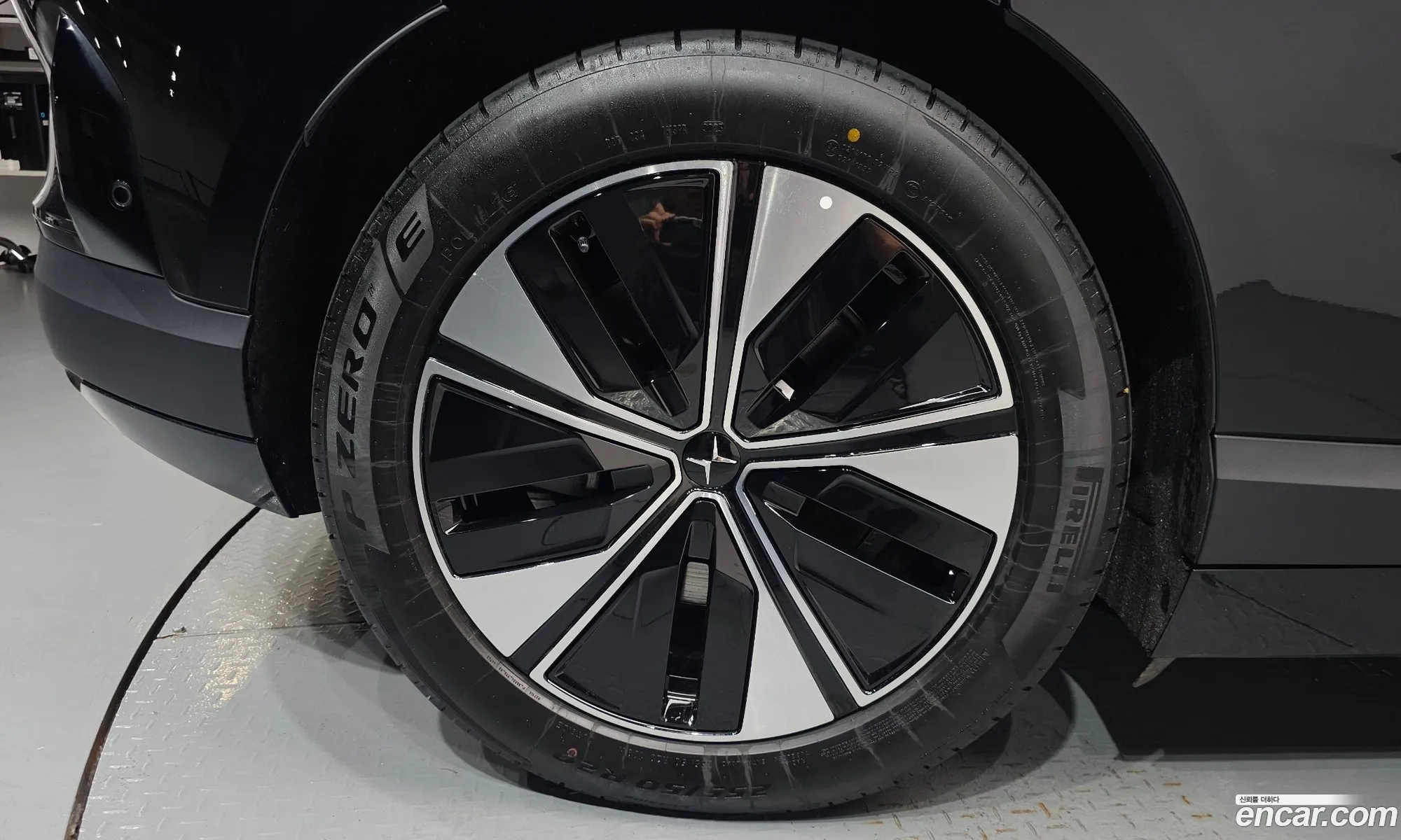 Polestar Polestar 4 2025 — 21