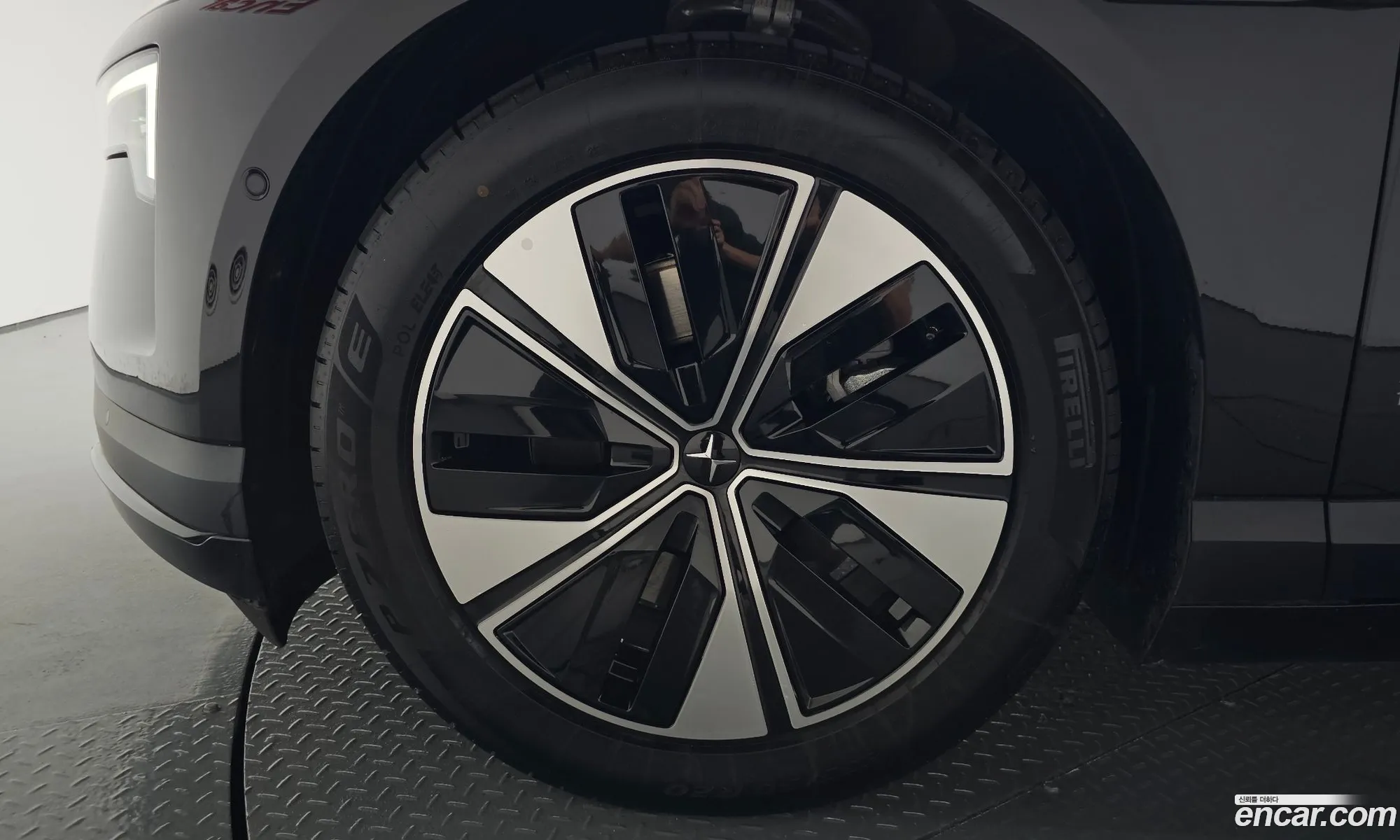 Polestar Polestar 4 2025 — 3