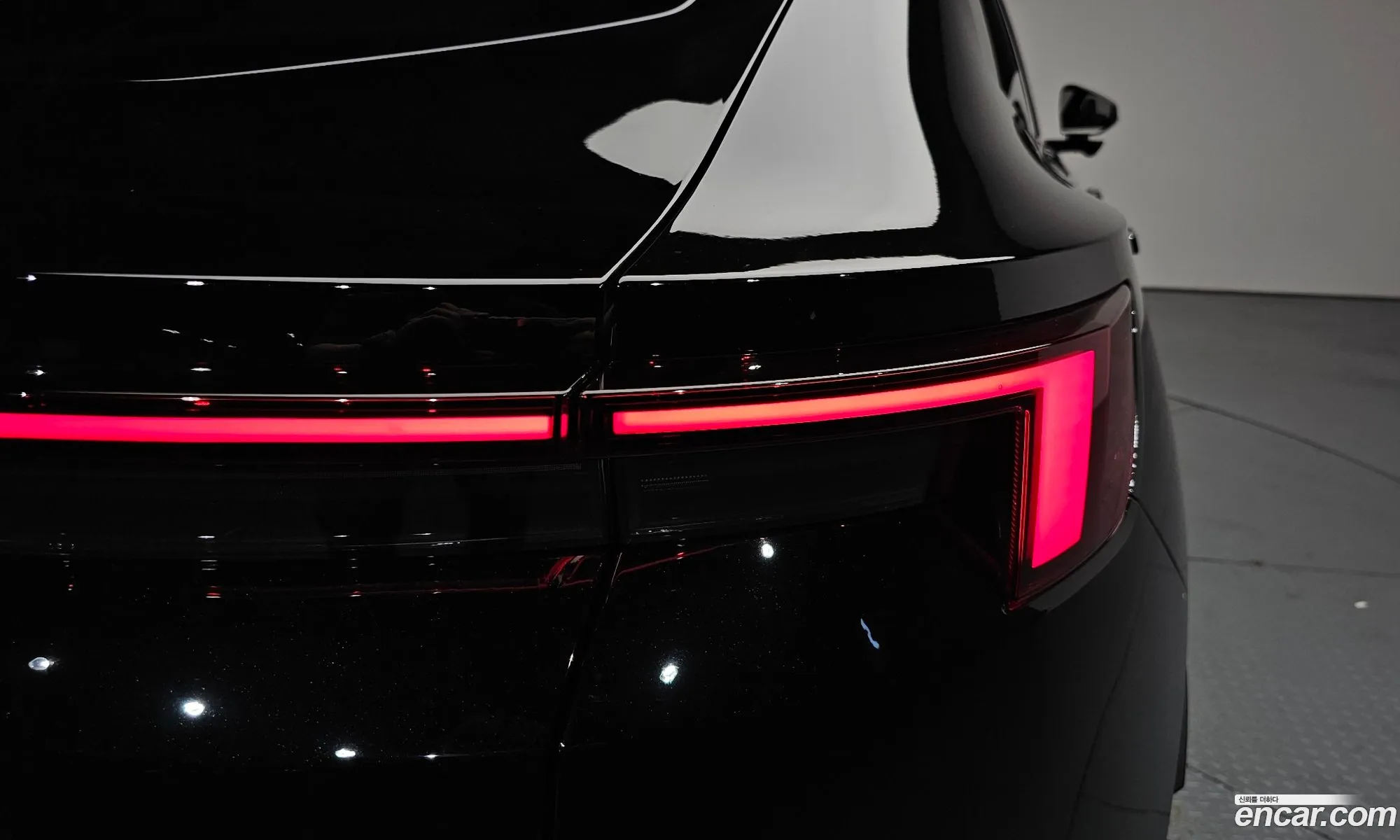 Polestar Polestar 4 2025 — 27