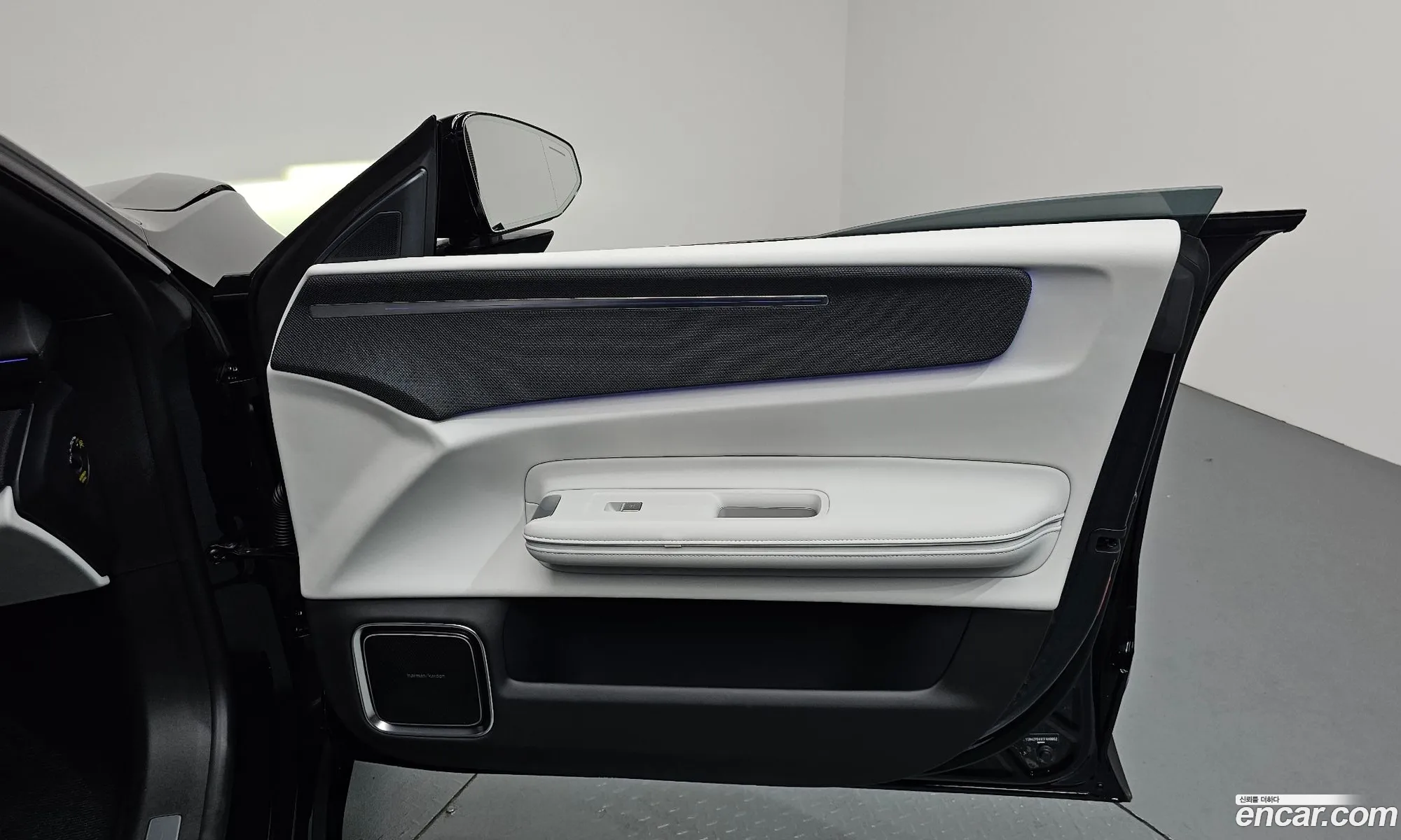 Polestar Polestar 4 2025 — 24
