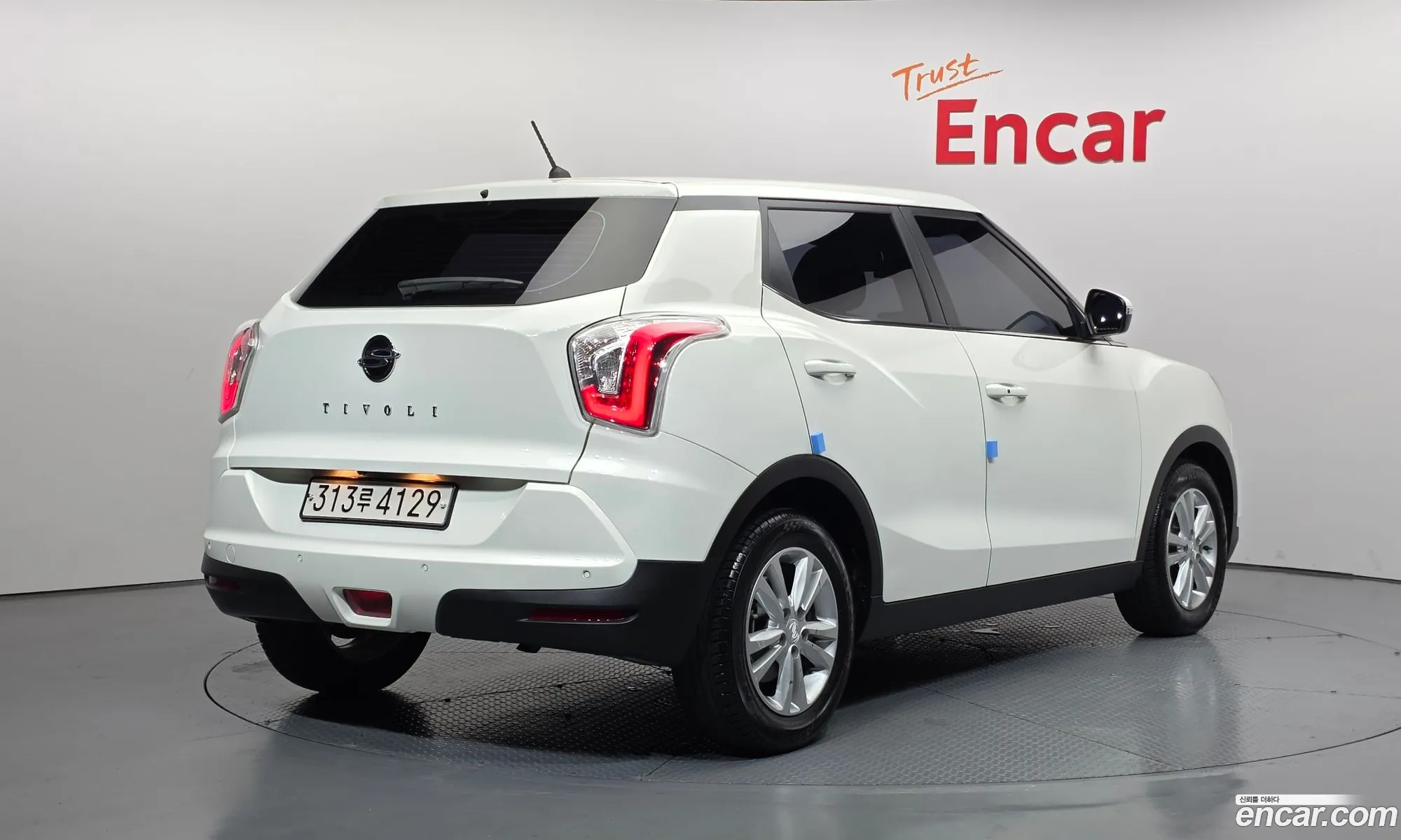 KG Mobility (SsangYong) Tivoli Armour 2018 — 17