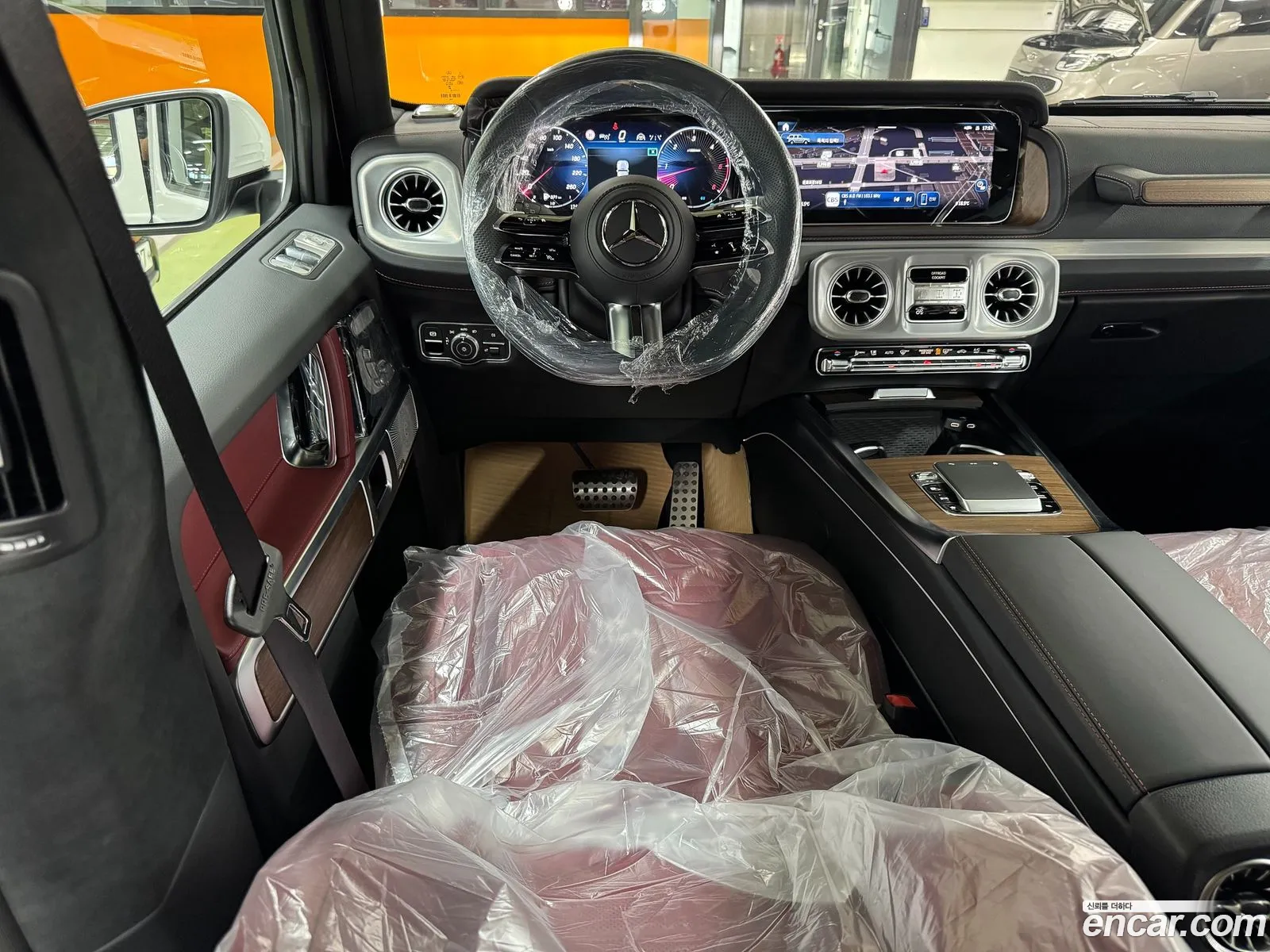 Mercedes-Benz G-Class W465 2026 — 16