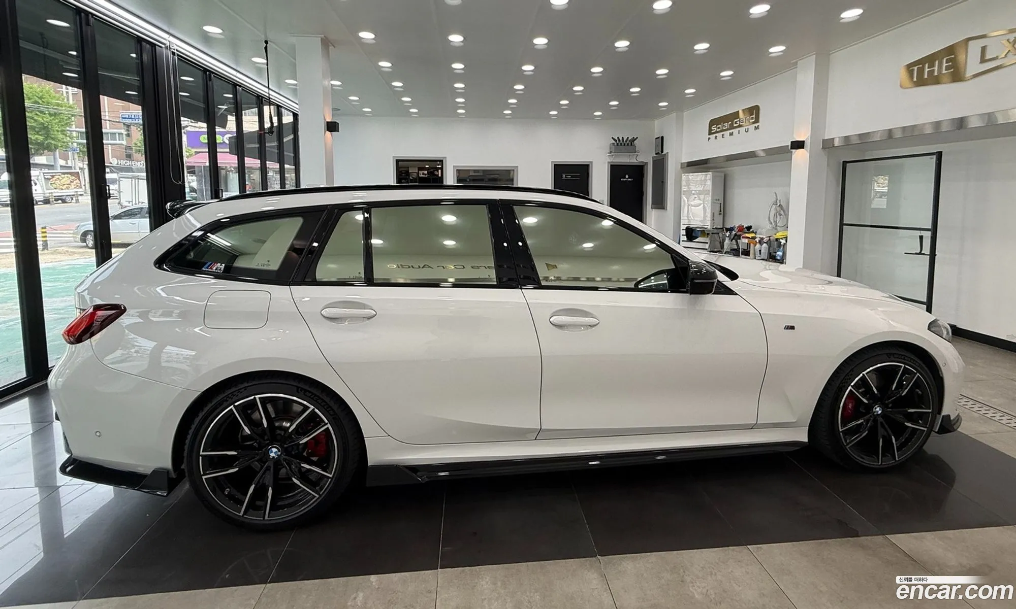 BMW 3 Series 2025 — 7