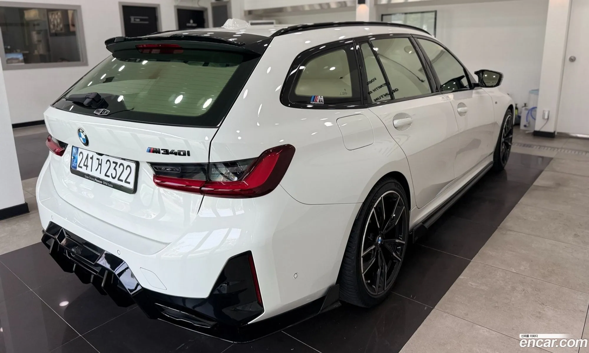 BMW 3 Series 2025 — 5