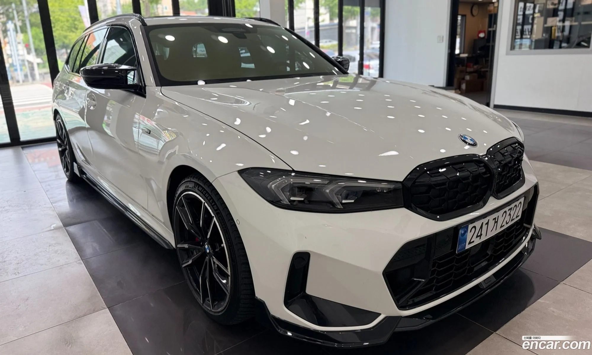 BMW 3 Series 2025 — 13