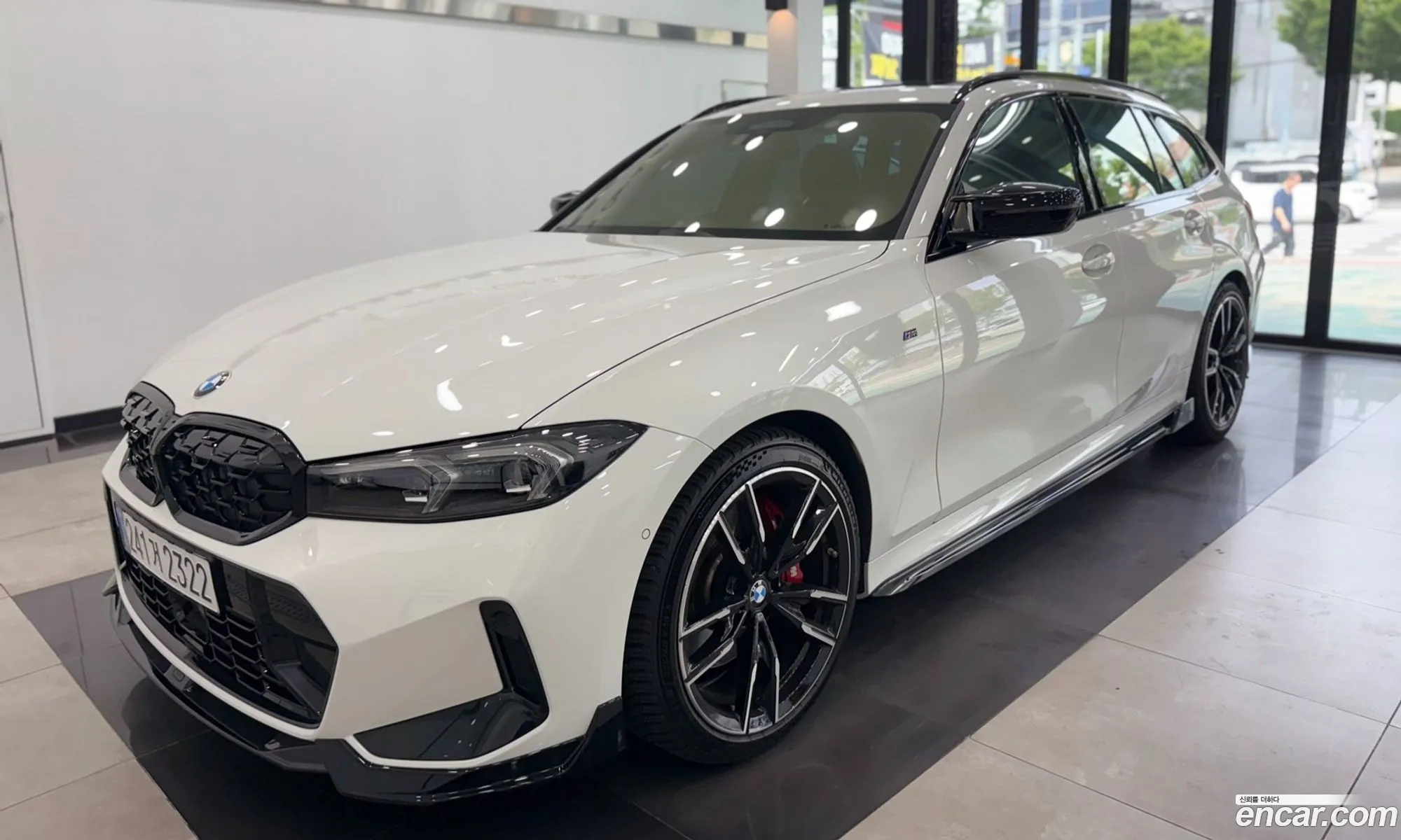 BMW 3 Series 2025 — 11