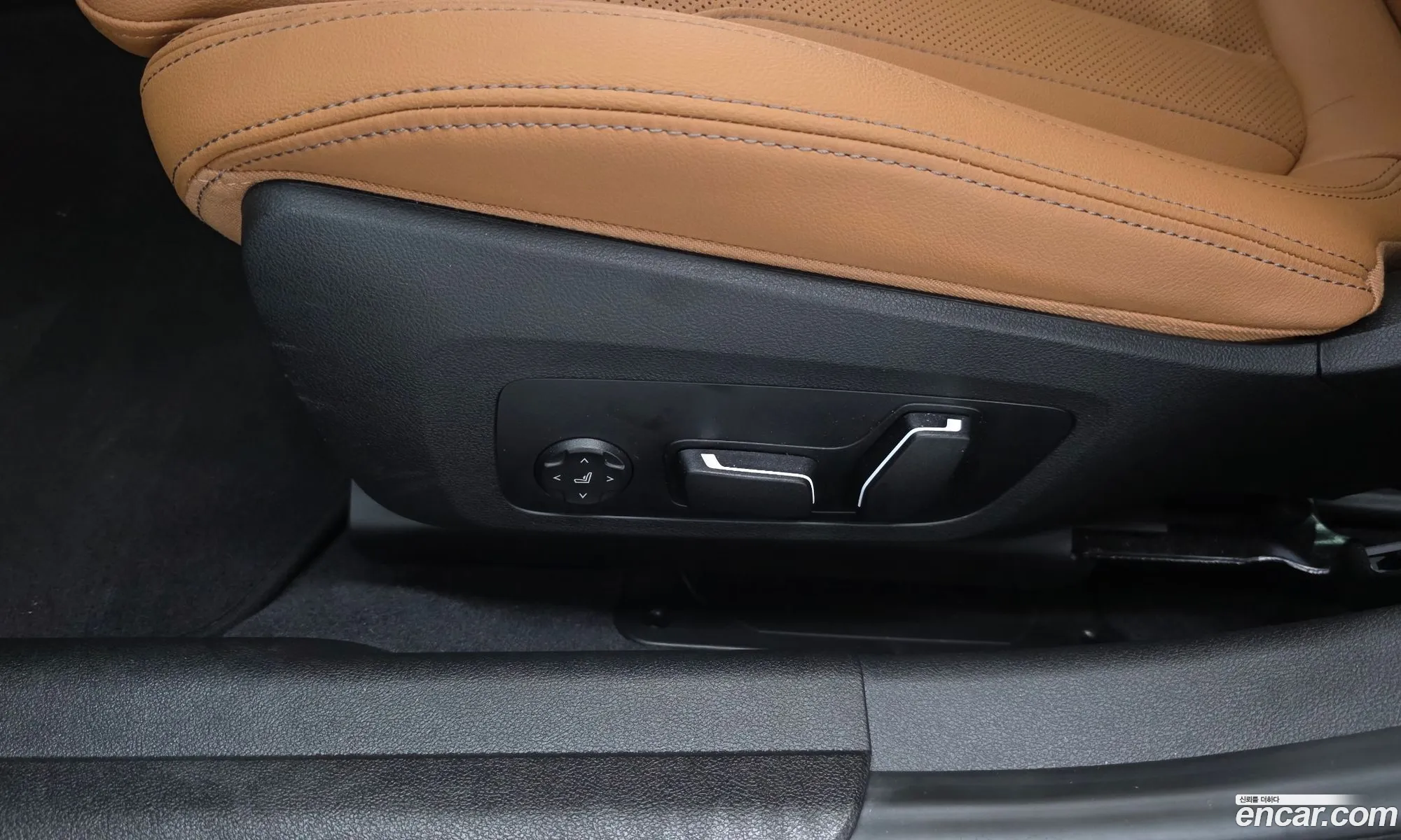 BMW 3 Series 2024 WBA61FS02RFT52365 — 25
