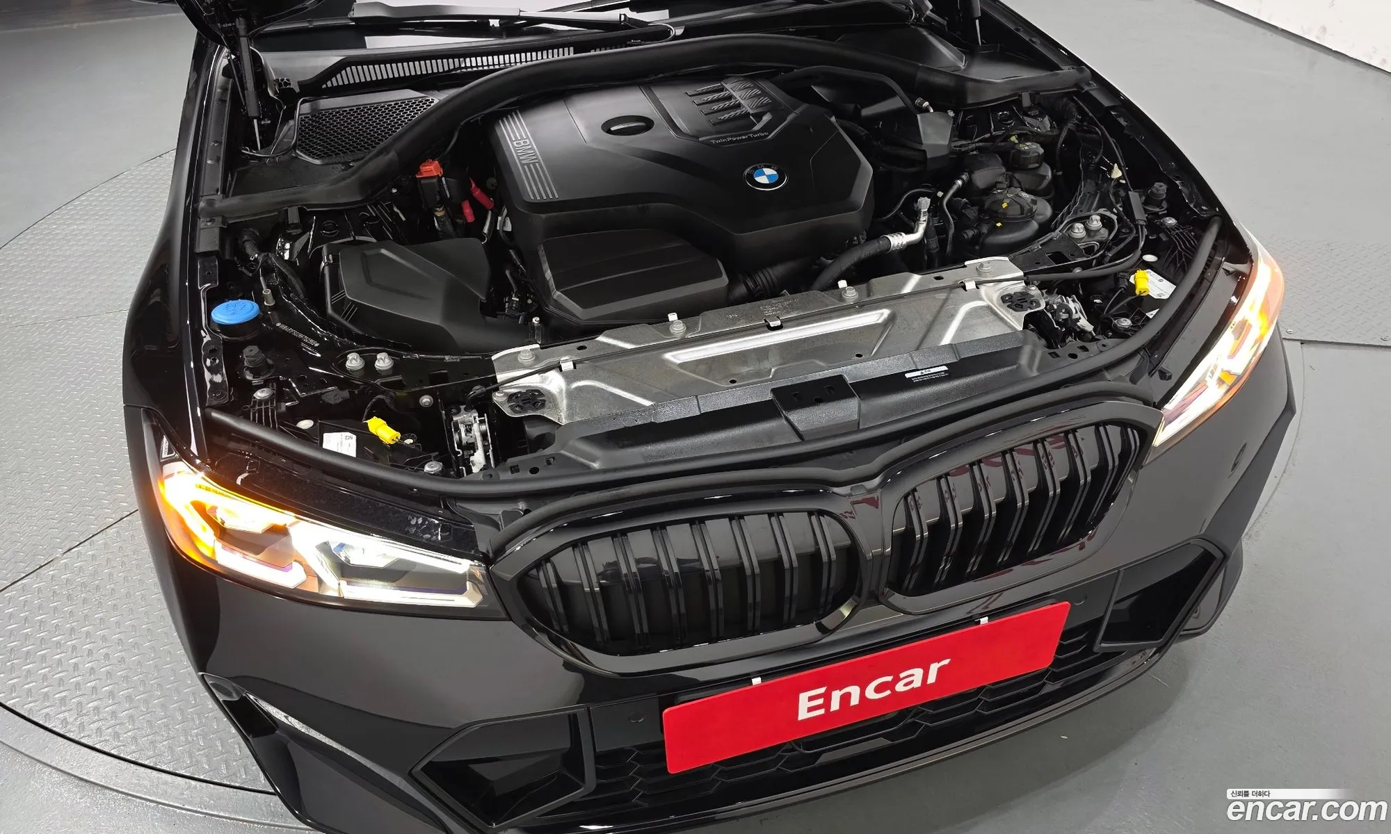 BMW 3 Series 2024 WBA61FS02RFT52365 — 34