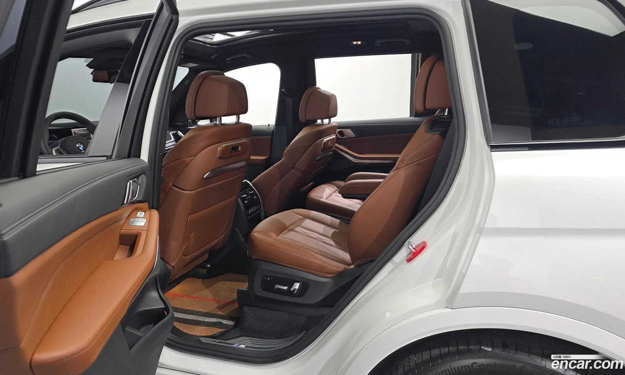 BMW X7 2025 WBA21EM02S9Z48344 — 10