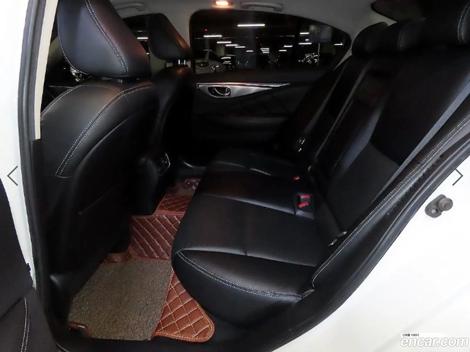Infiniti Q50 2016 — 17