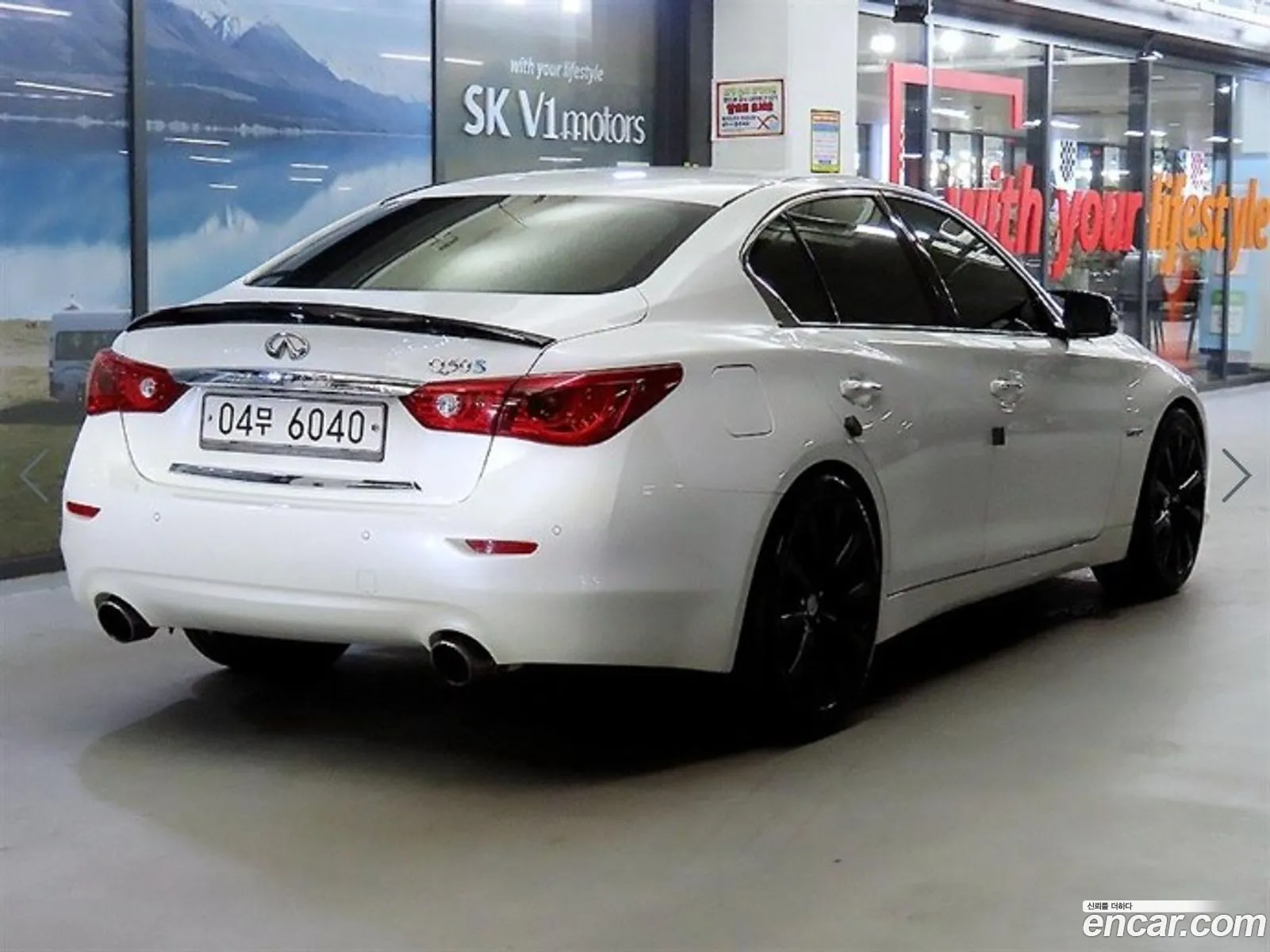 Infiniti Q50 2016 — 13