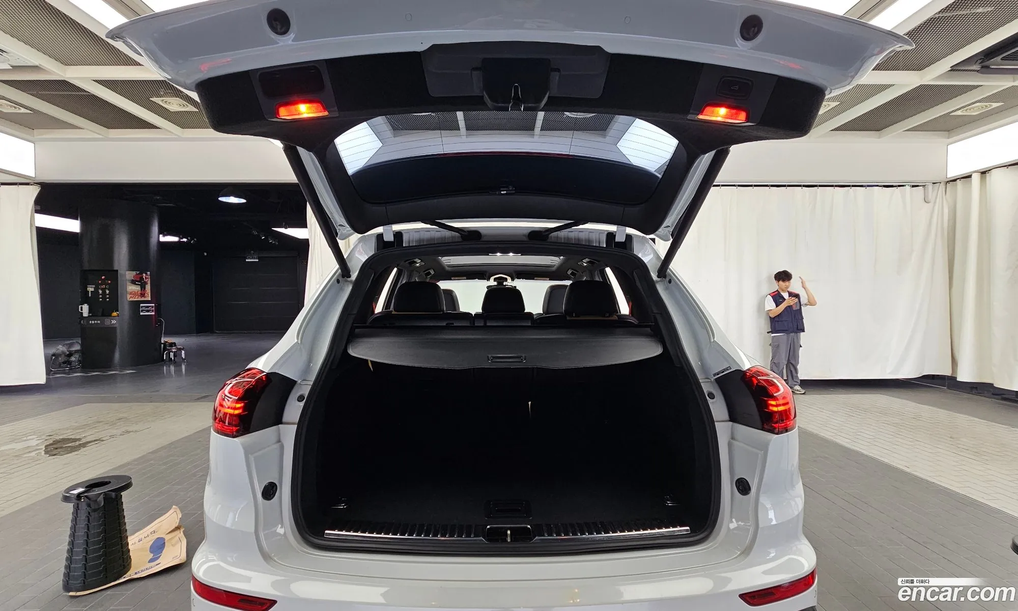 Porsche Cayenne 2015 WP1AF2920GKA41955 — 19