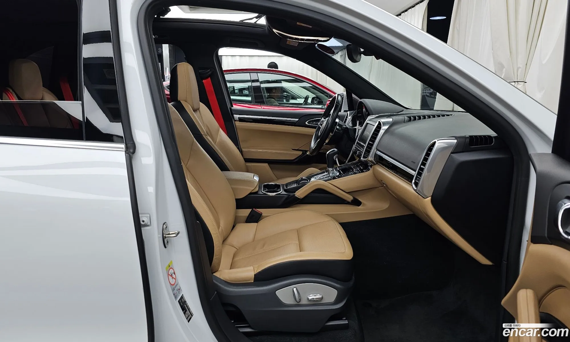 Porsche Cayenne 2015 WP1AF2920GKA41955 — 18
