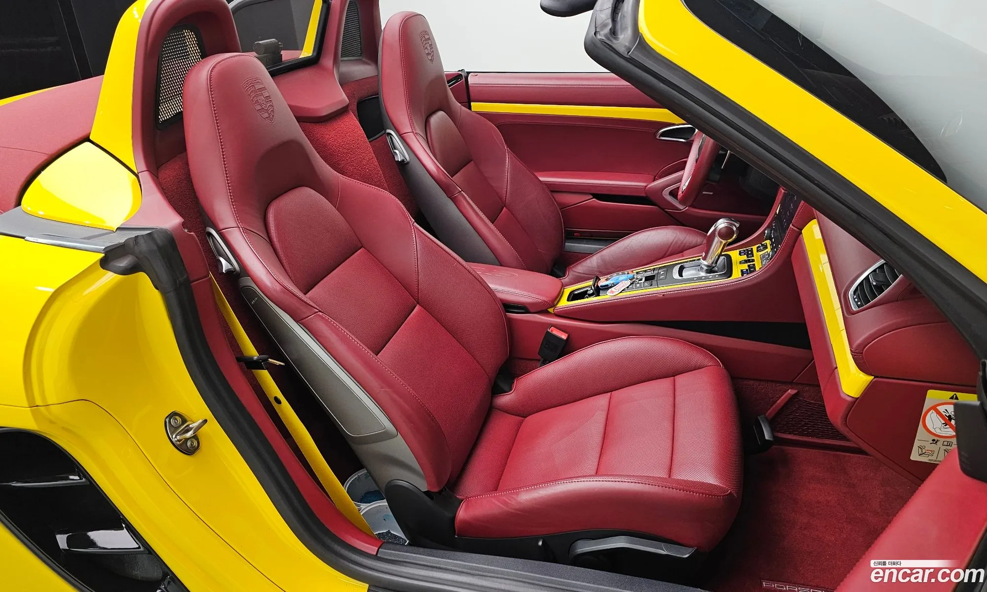 Porsche 718 Boxster 2019 WP0CB2985KS228188 — 26