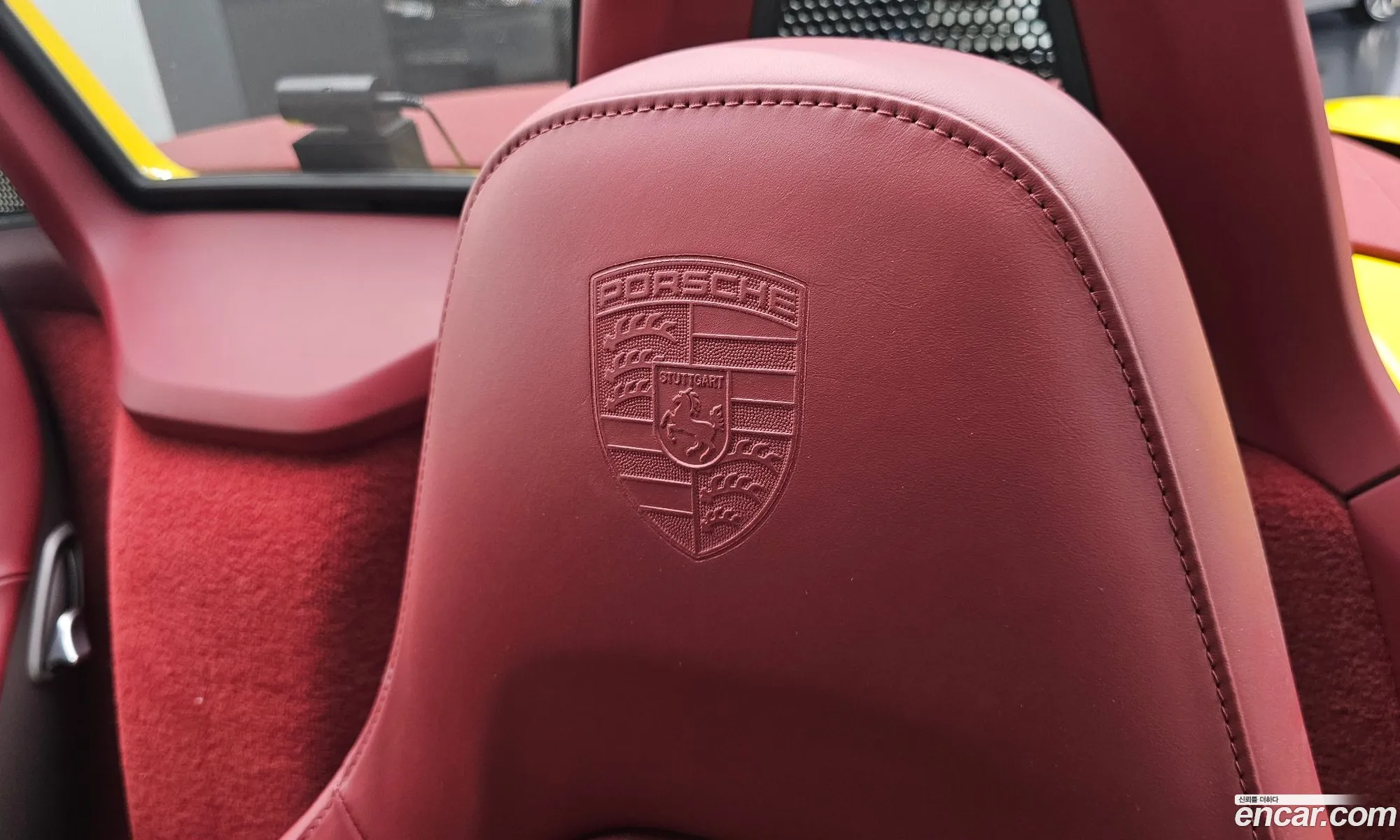 Porsche 718 Boxster 2019 WP0CB2985KS228188 — 24
