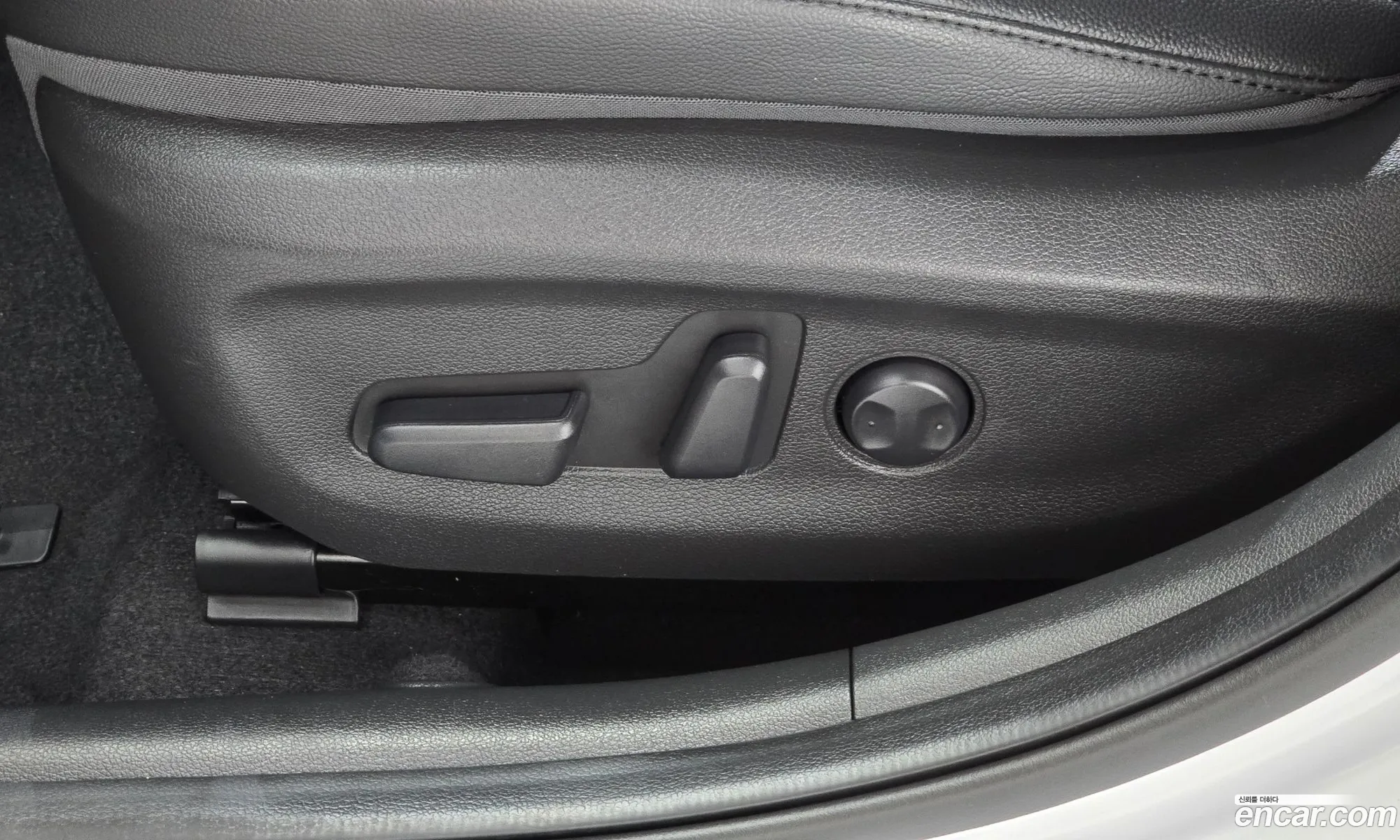 Hyundai Elantra AD