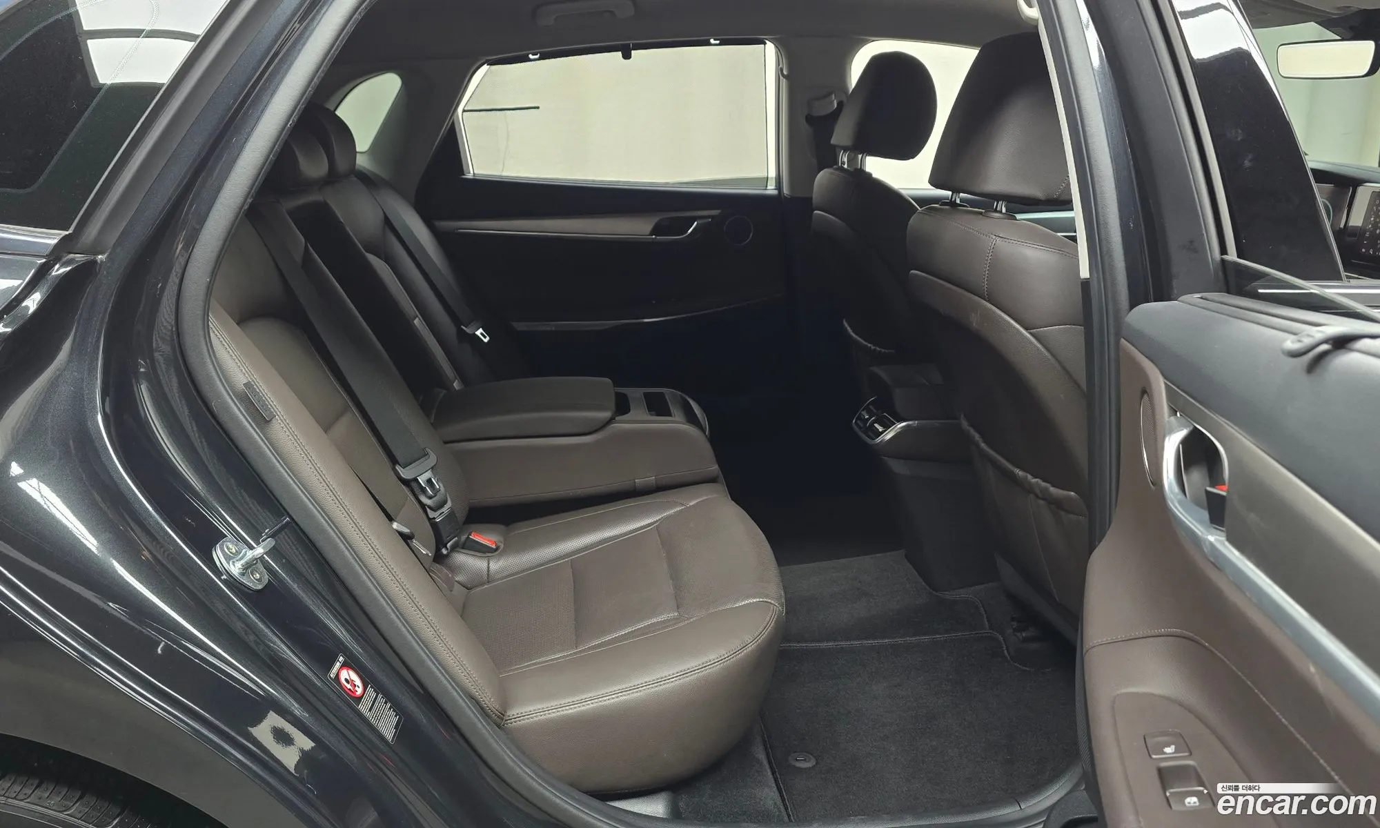 Hyundai Grandeur IG Hybrid 2020 — 28