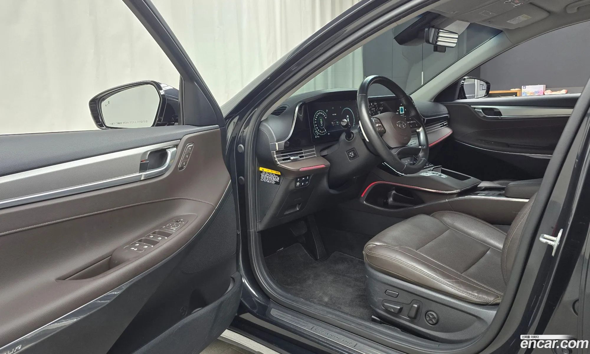 Hyundai Grandeur IG Hybrid 2020 — 20