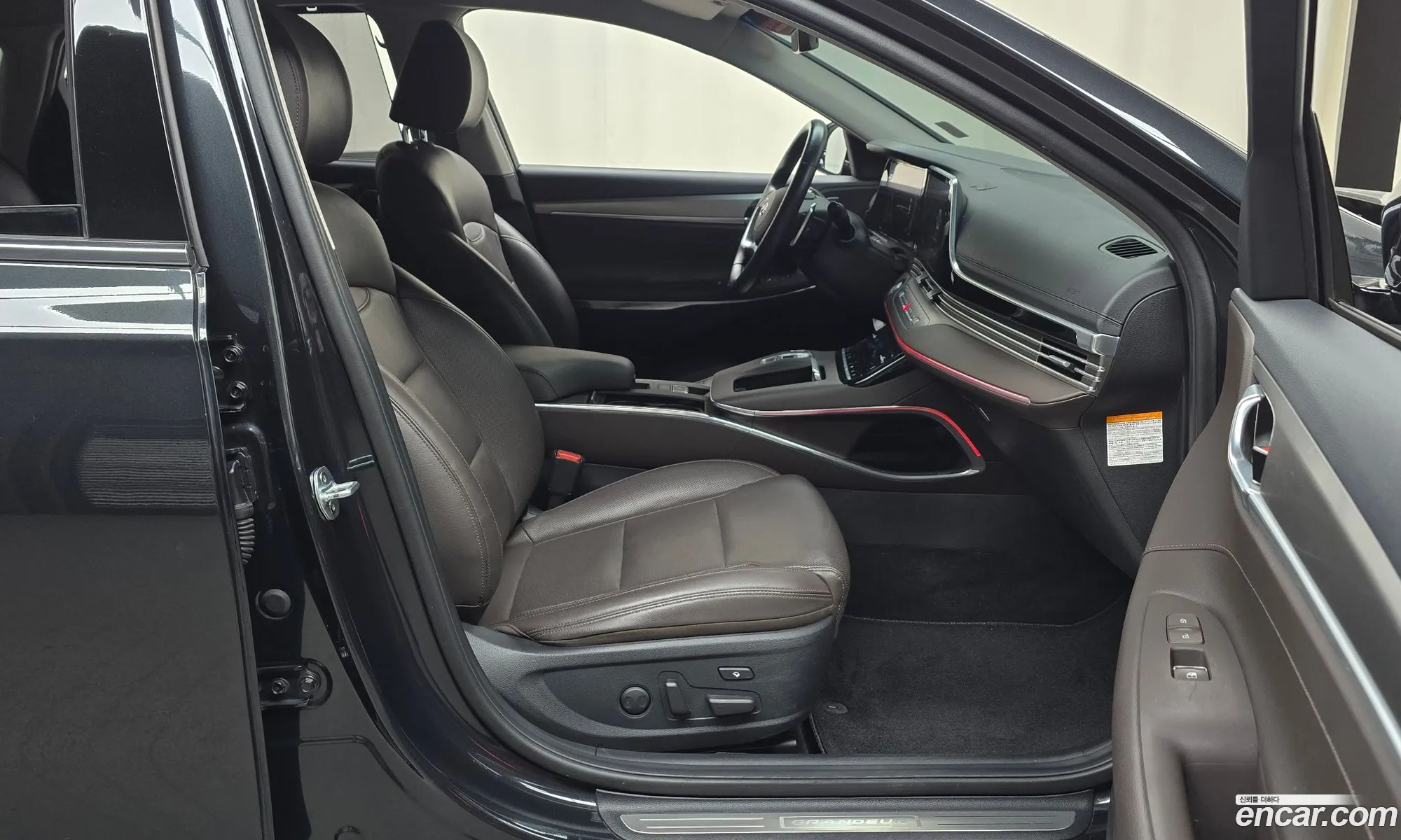 Hyundai Grandeur IG Hybrid 2020 — 24