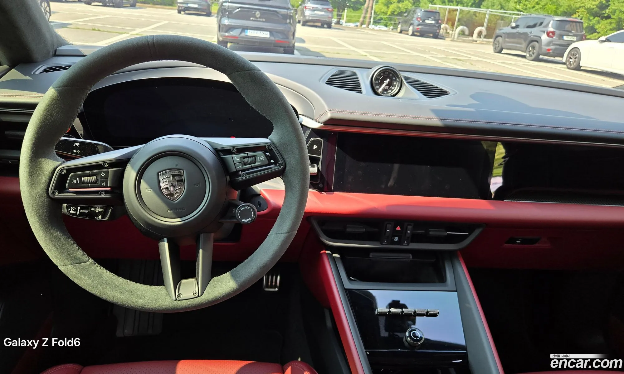 Porsche Macan EV 2025 — 7