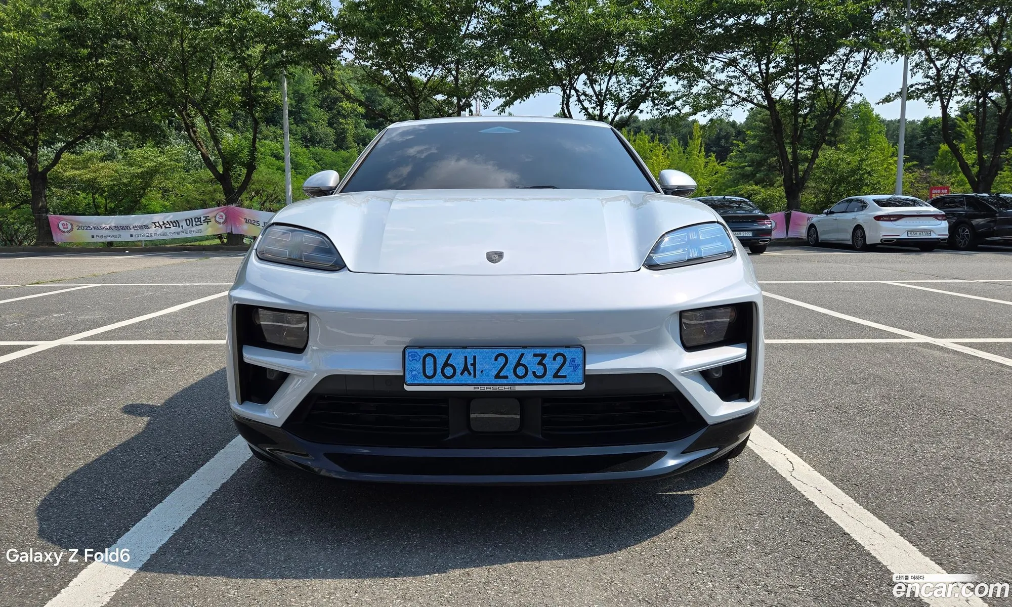 Porsche Macan EV 2025 — 8