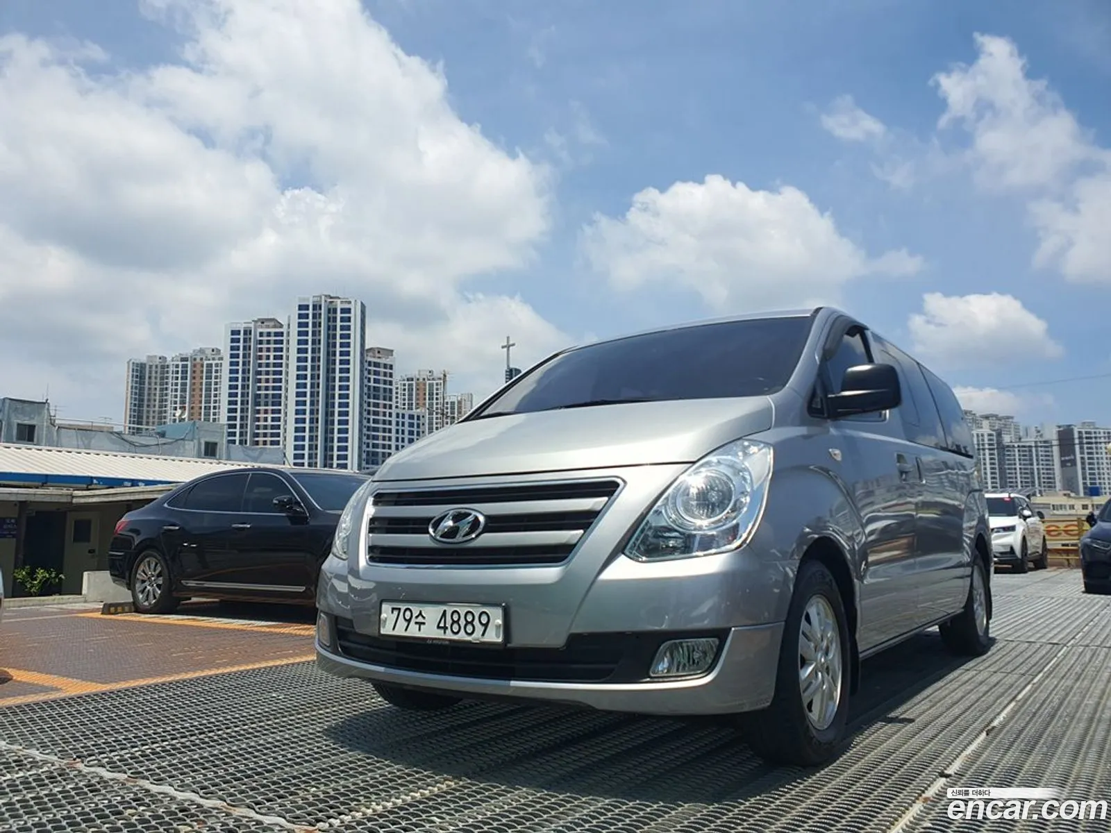 Hyundai Grand Starex 2016 — 13
