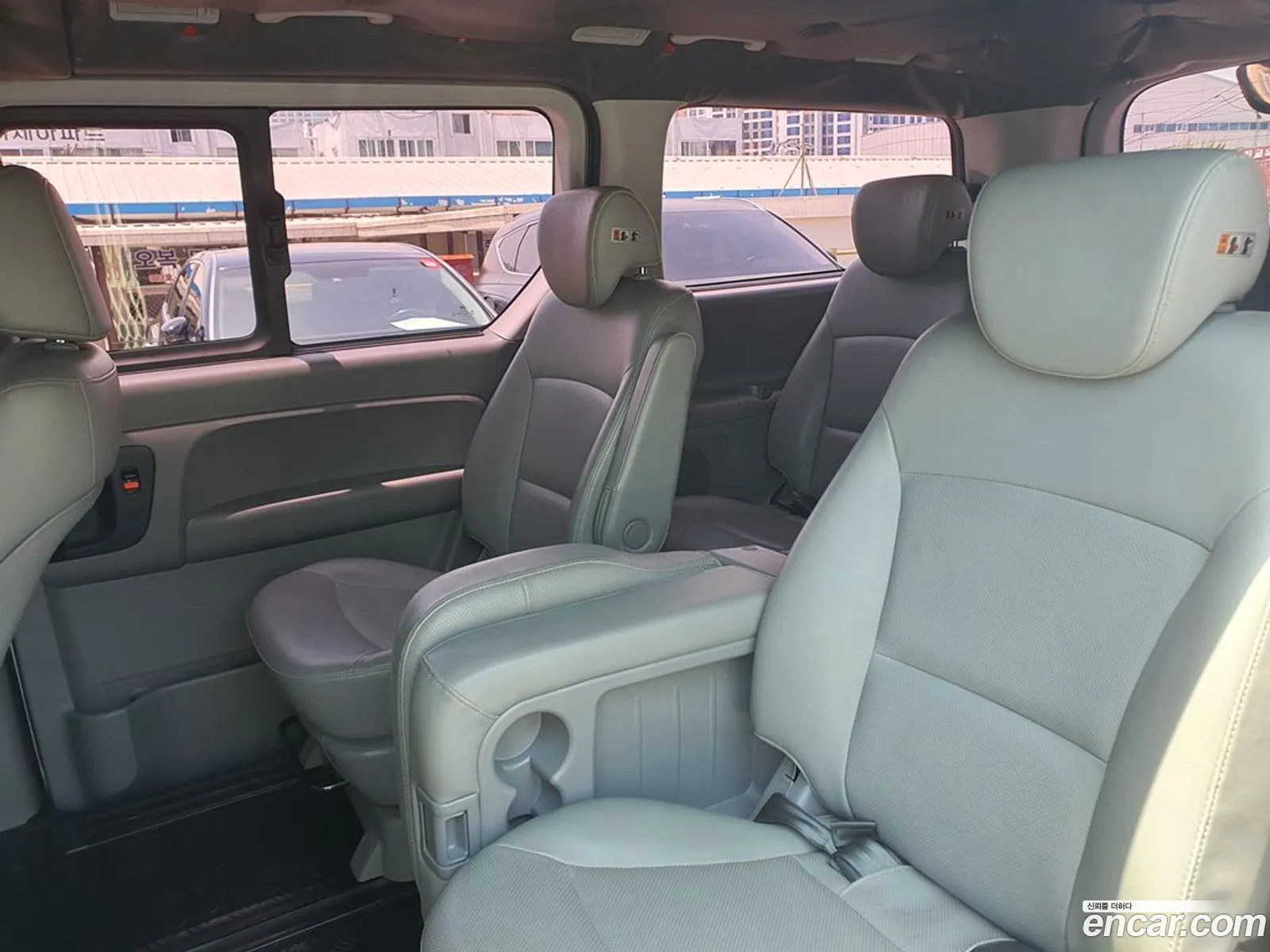 Hyundai Grand Starex 2016 — 10