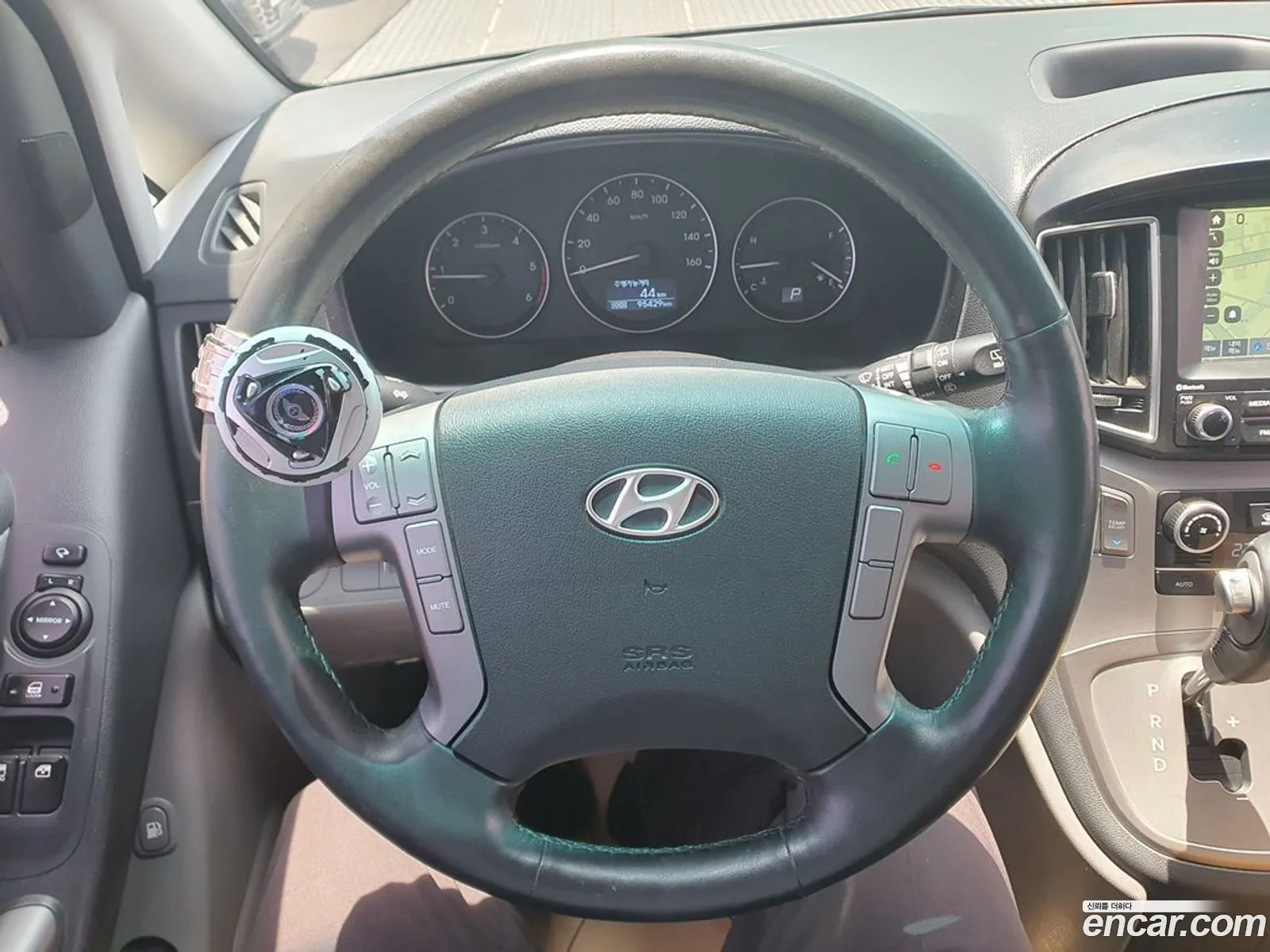 Hyundai Grand Starex 2016 — 8