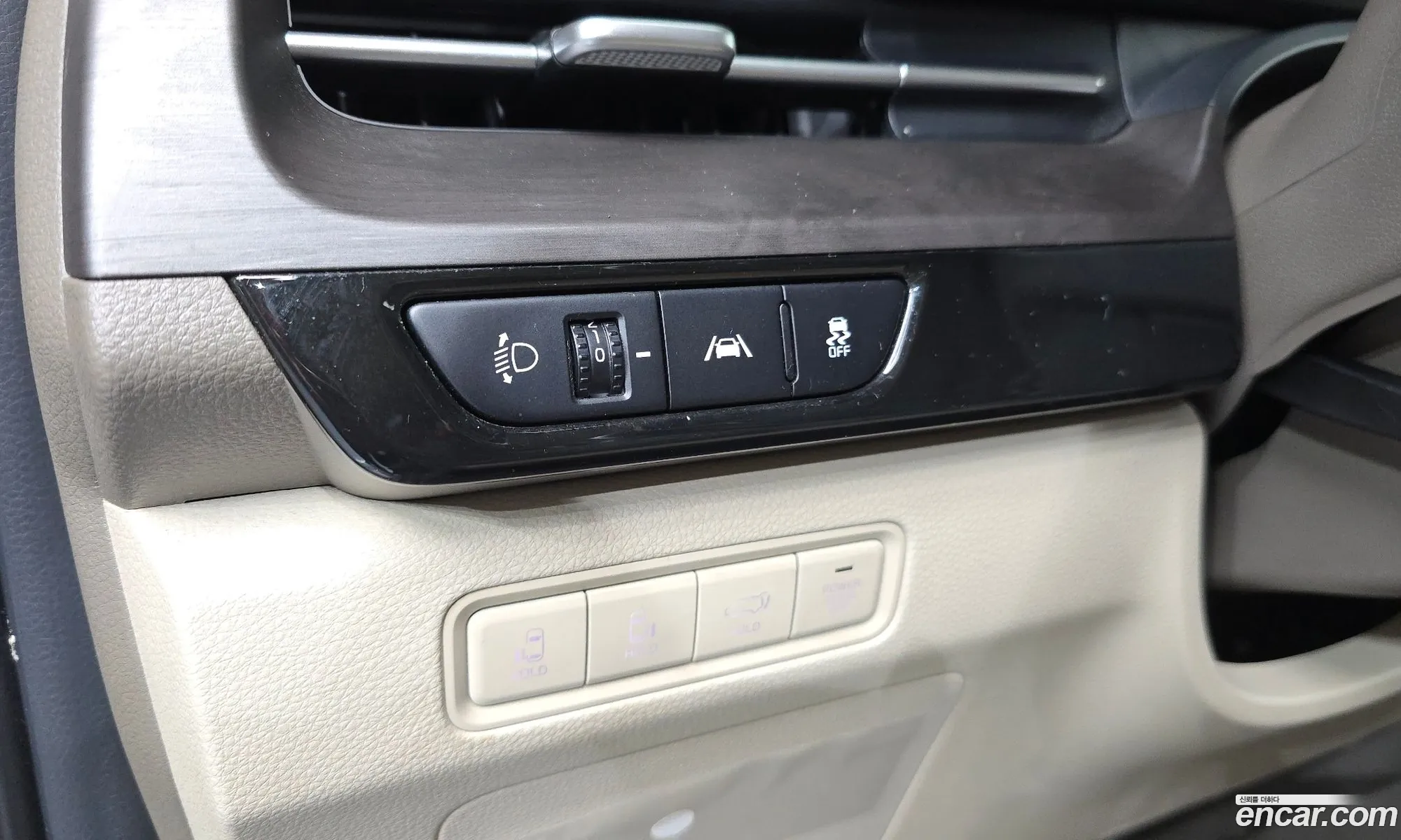 Kia Carnival 2022 — 24