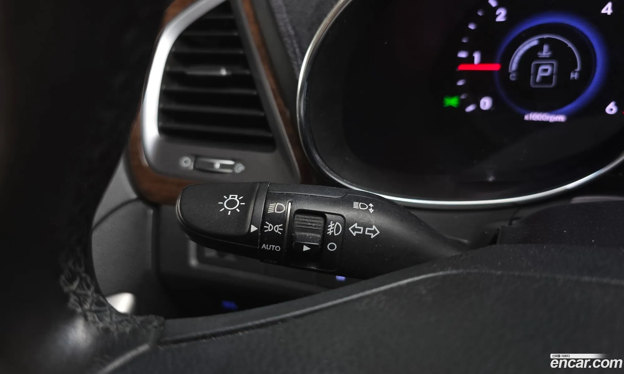 Hyundai Santa Fe DM 2012 — 18
