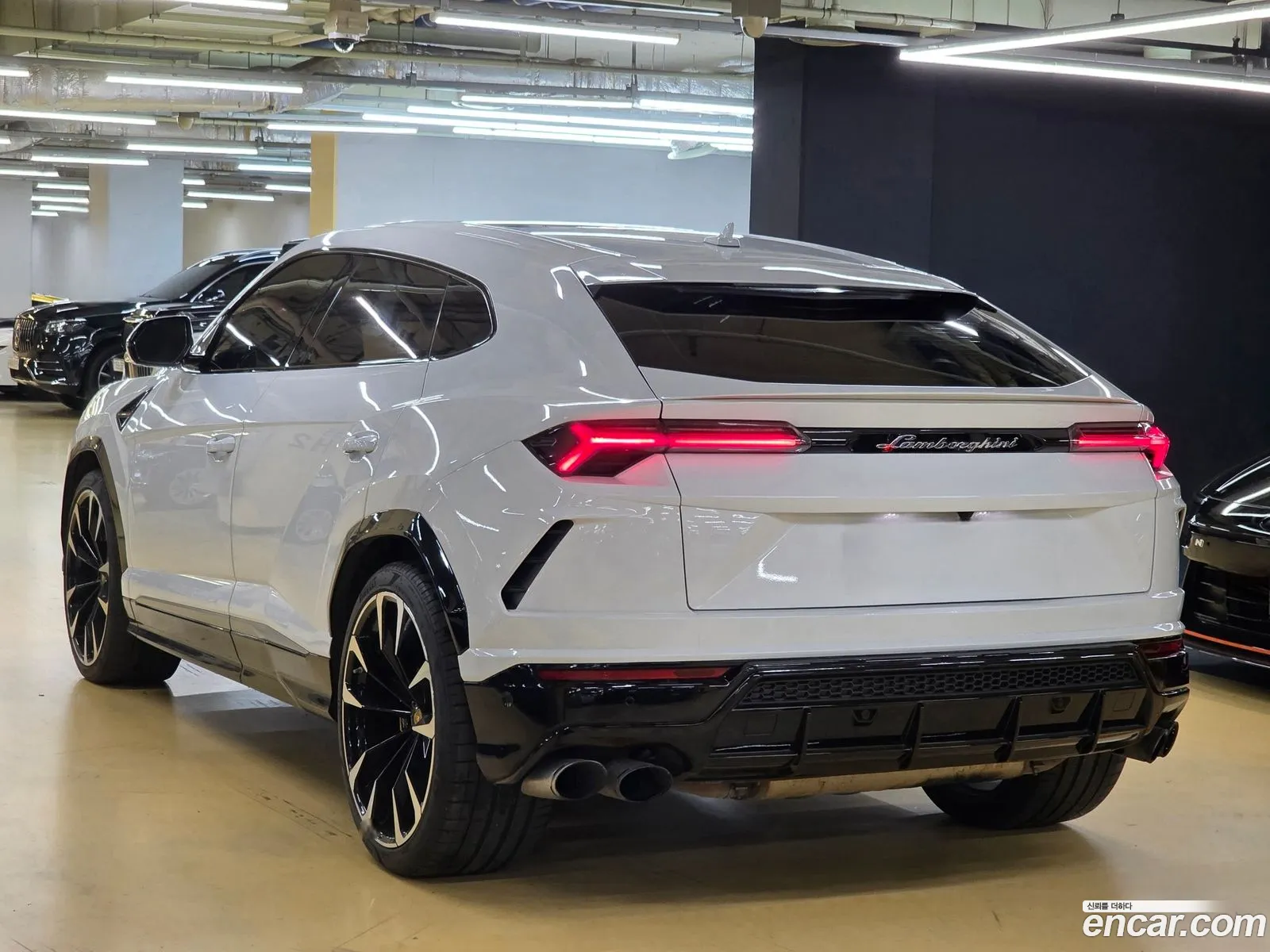 Lamborghini Urus 2019 — 15