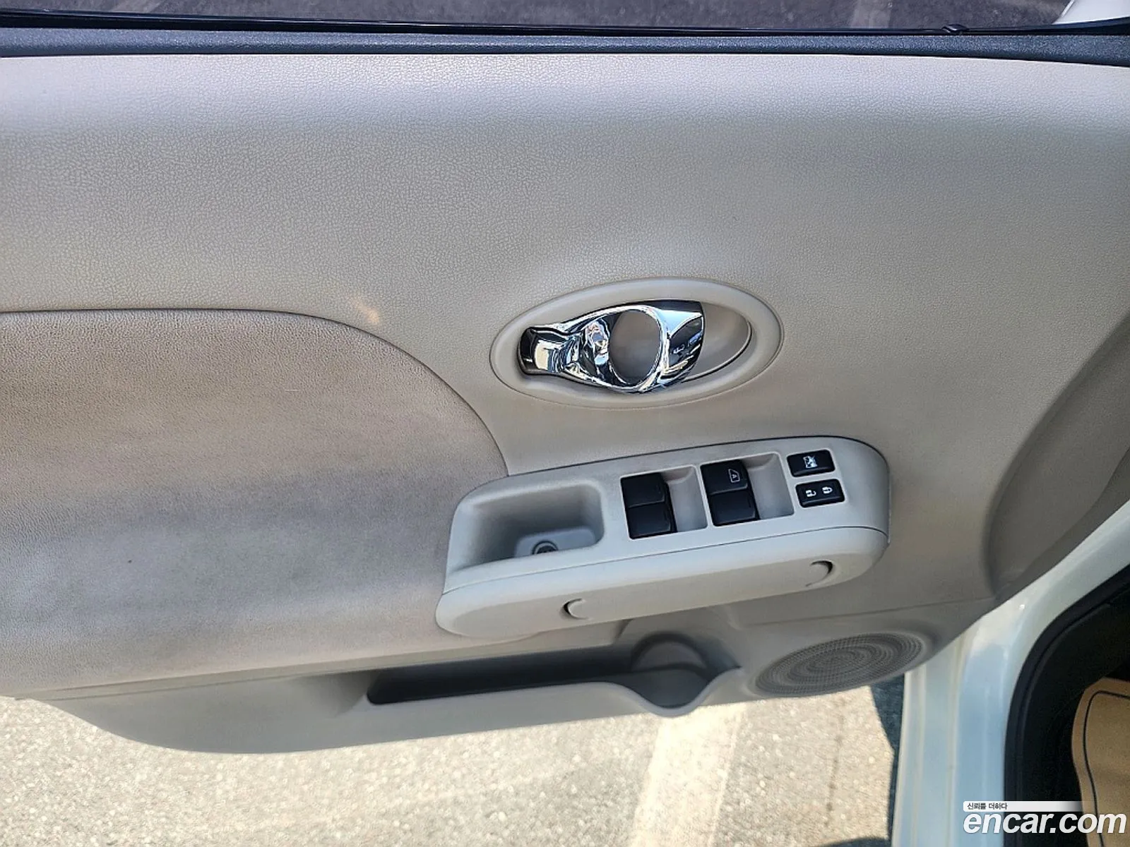 Nissan Cube 2012 — 16
