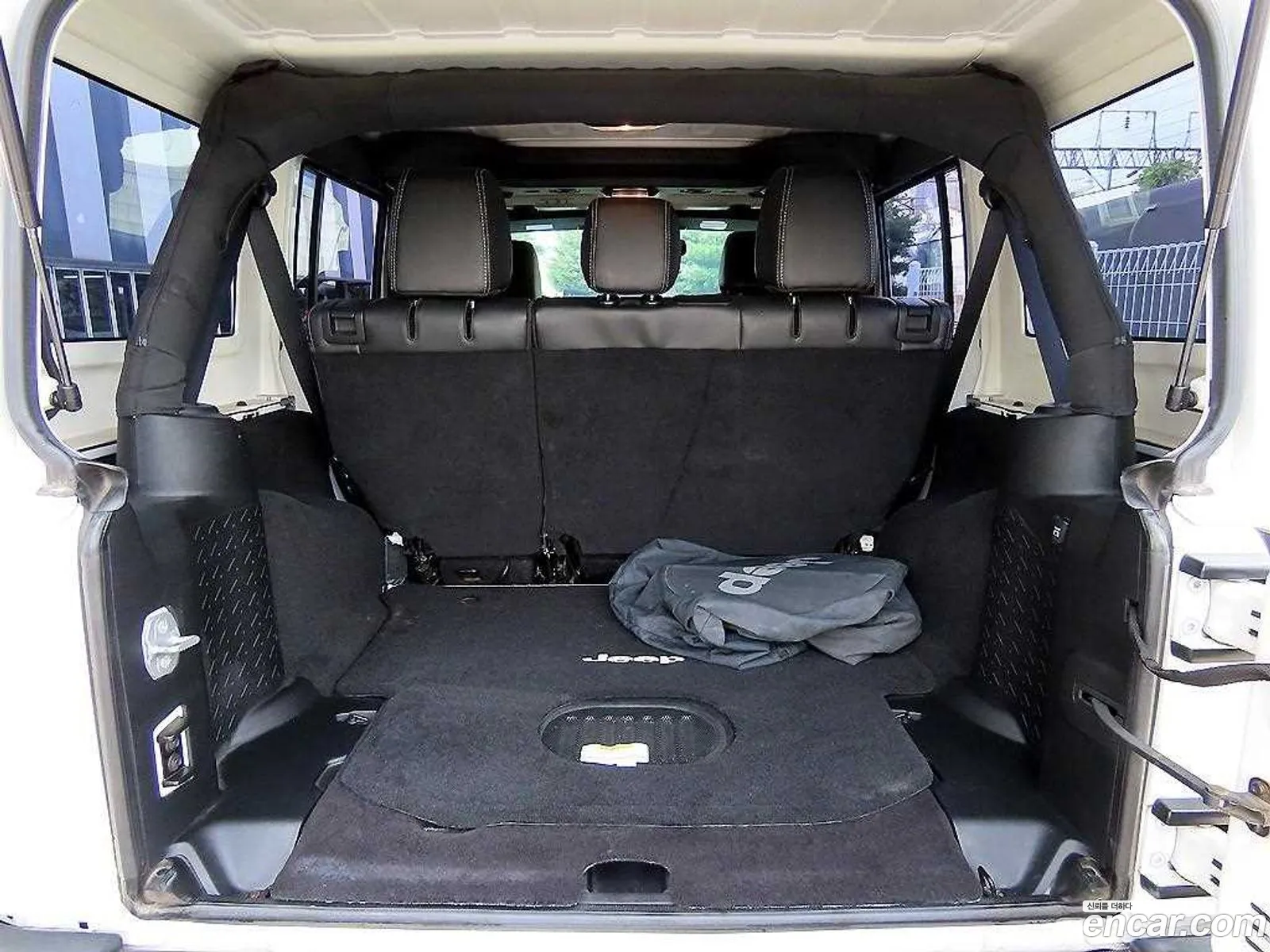 Jeep Wrangler 2015 — 10