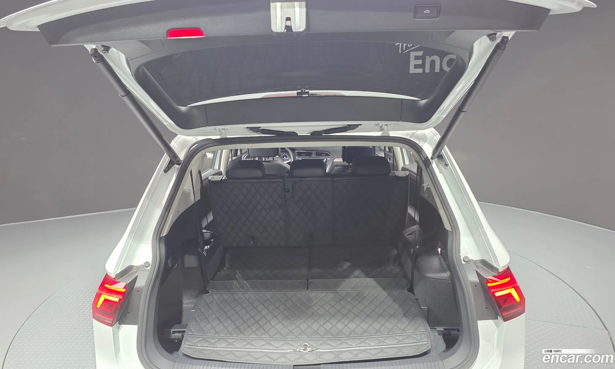 Volkswagen Tiguan Allspace 2023 — 11