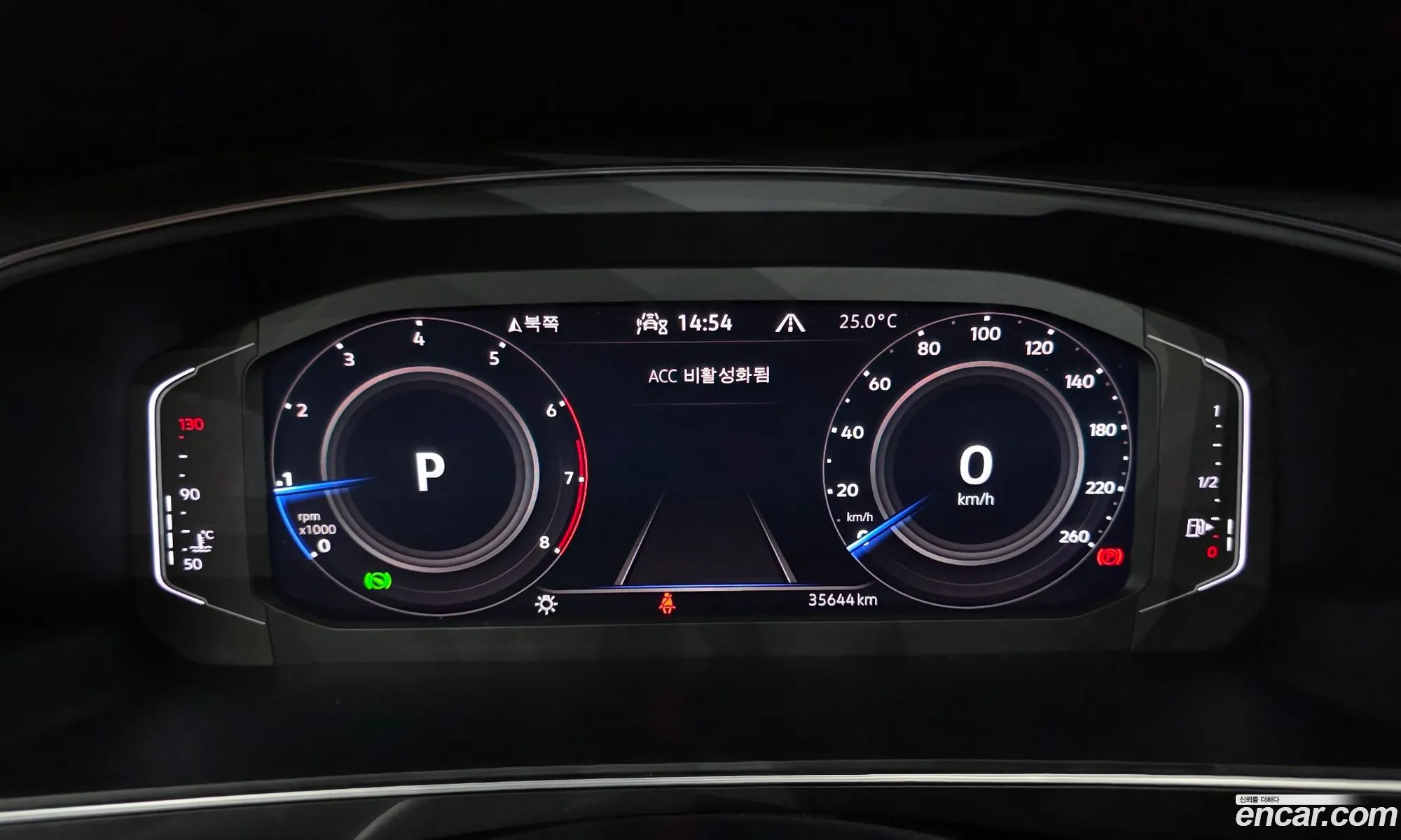 Volkswagen Tiguan Allspace 2023 — 26