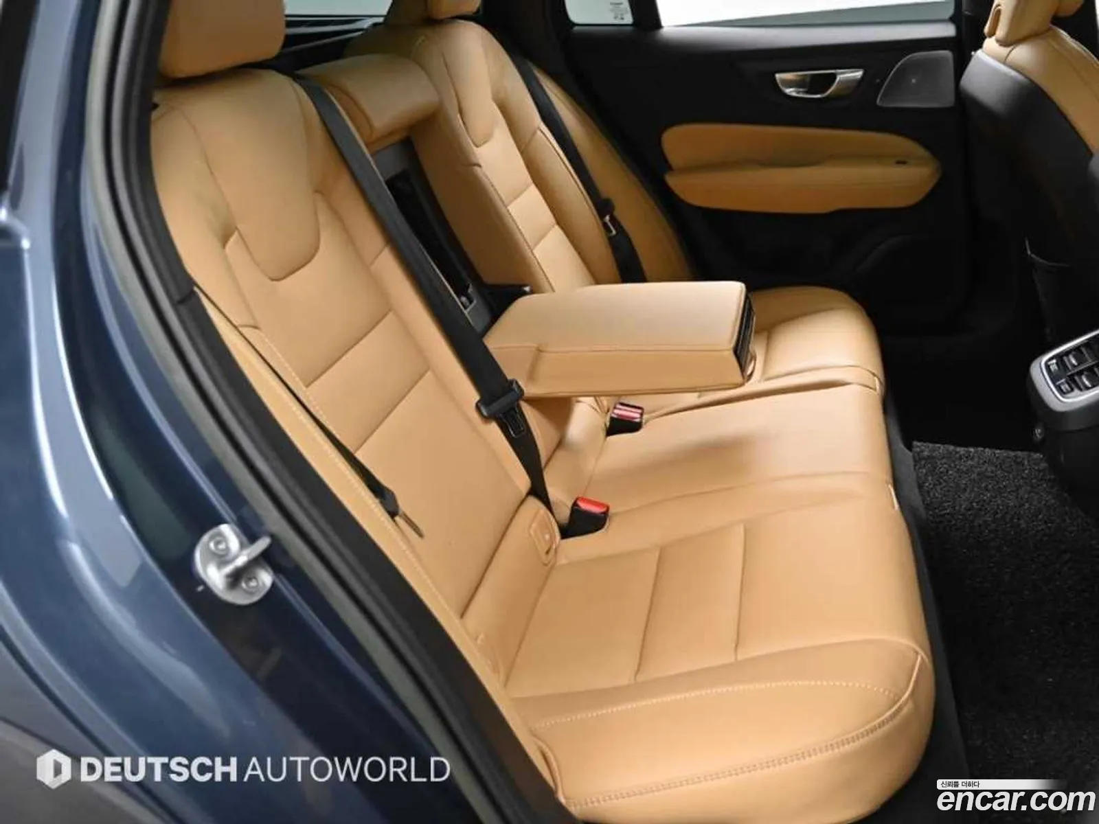 Volvo V60 Cross Country 2022 — 14