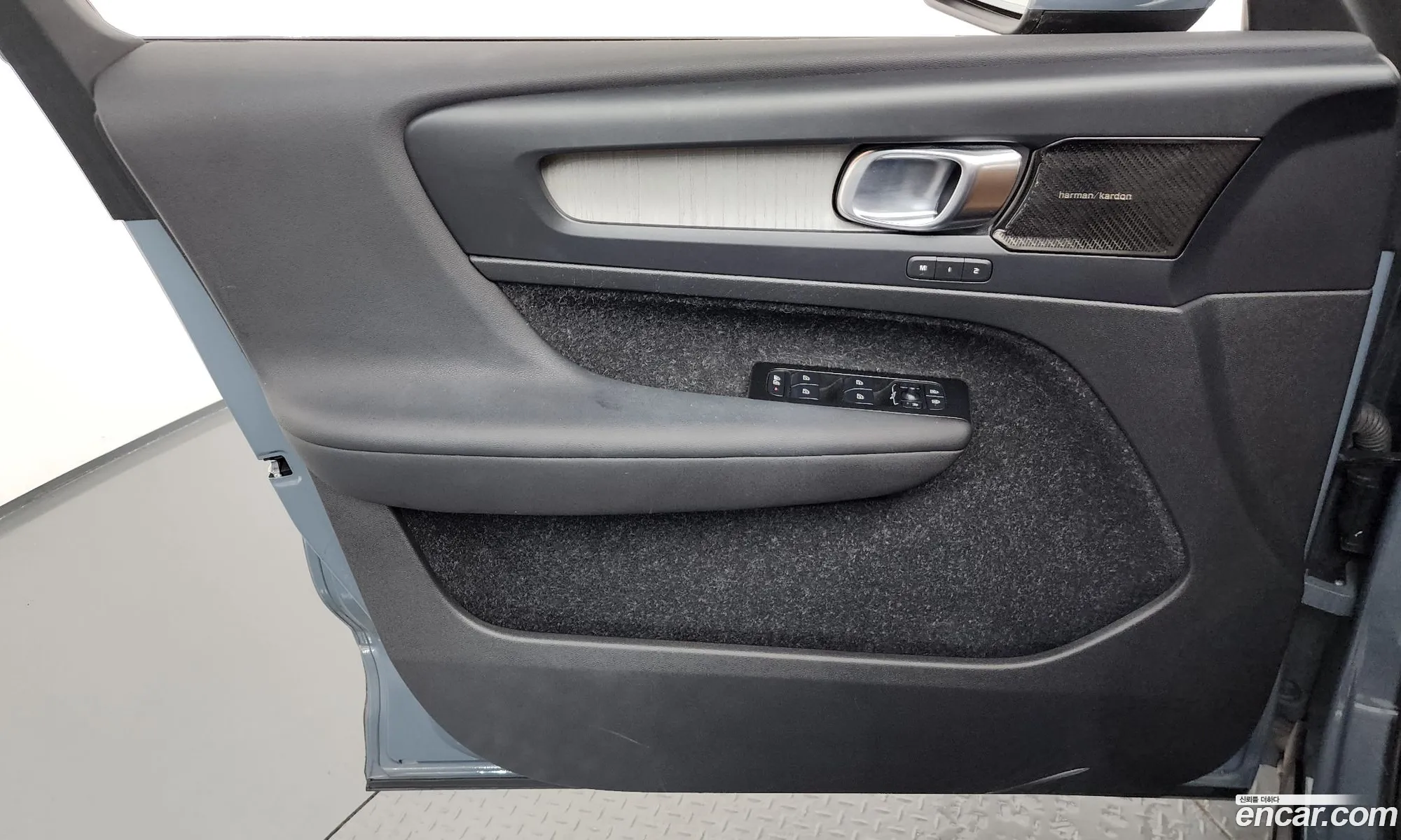 Volvo XC40 2021 — 9